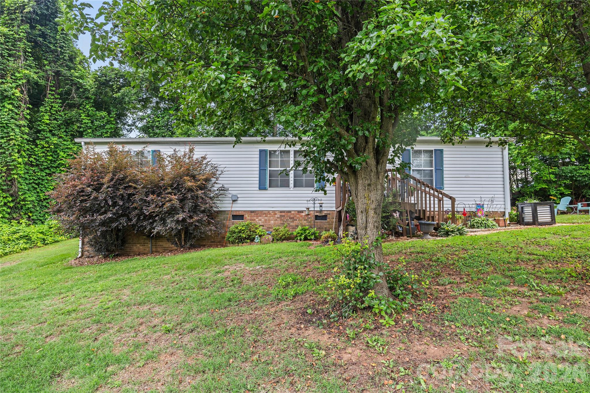 323 Carlyle Road — Troutman