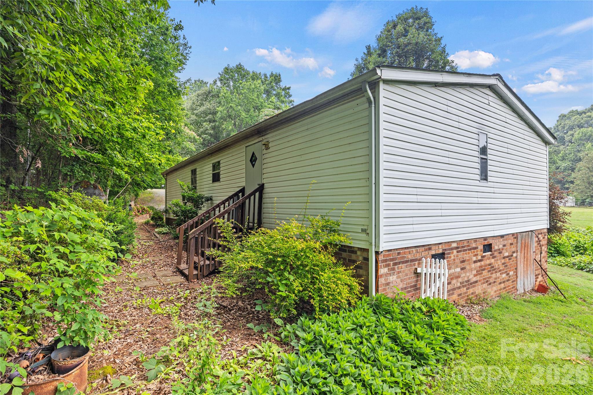 323 Carlyle Road — Troutman