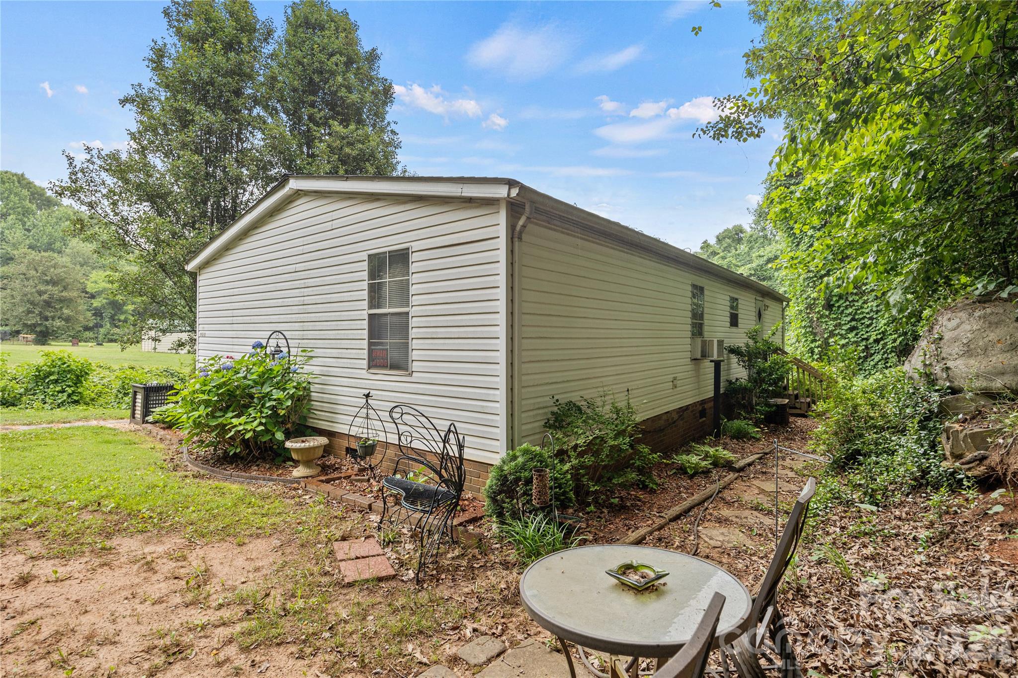 323 Carlyle Road — Troutman