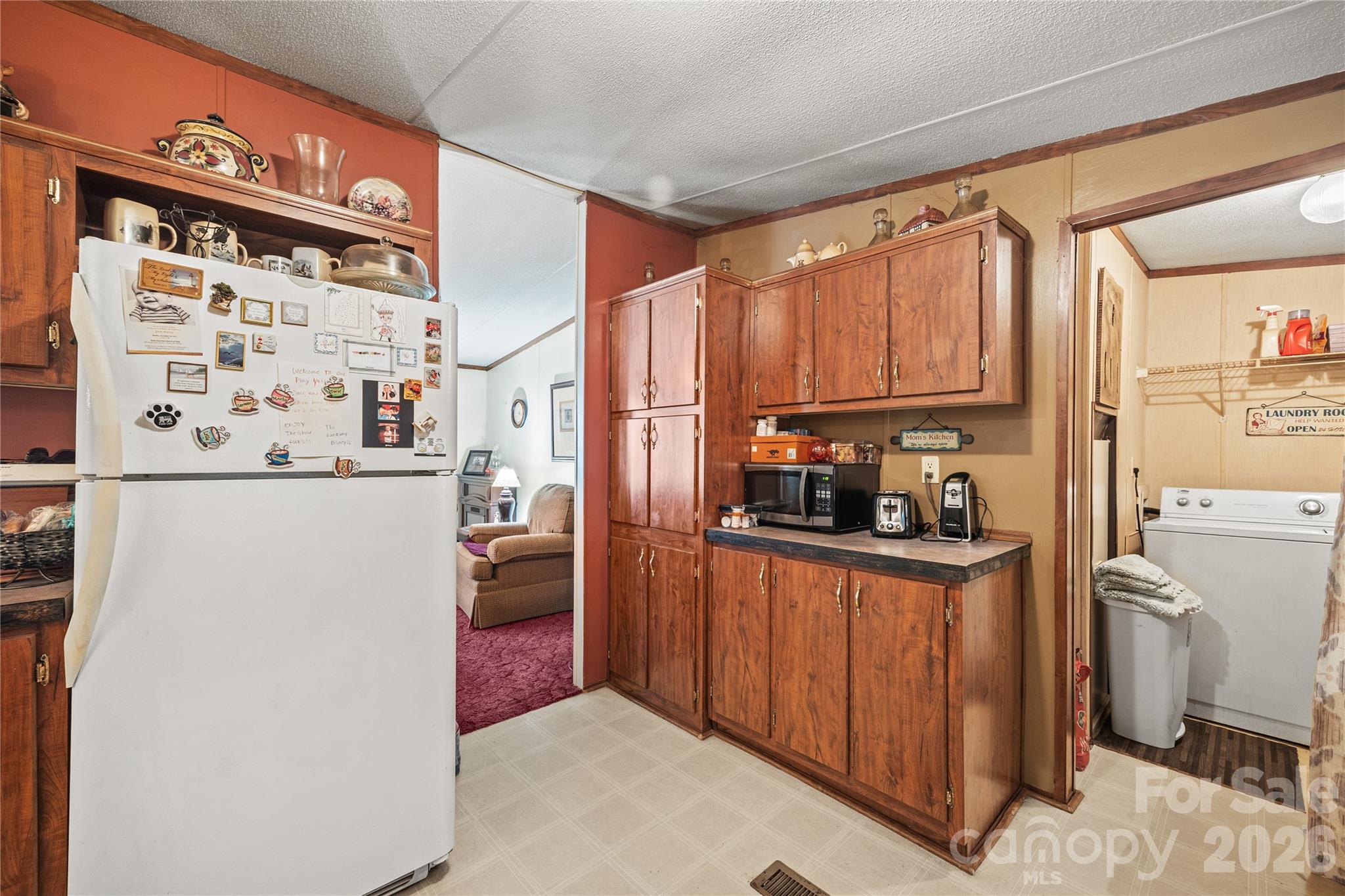 323 Carlyle Road — Troutman