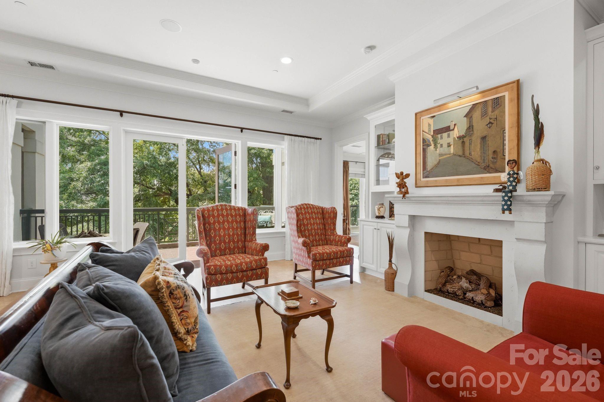 229 N Church Street #403 — Charlotte