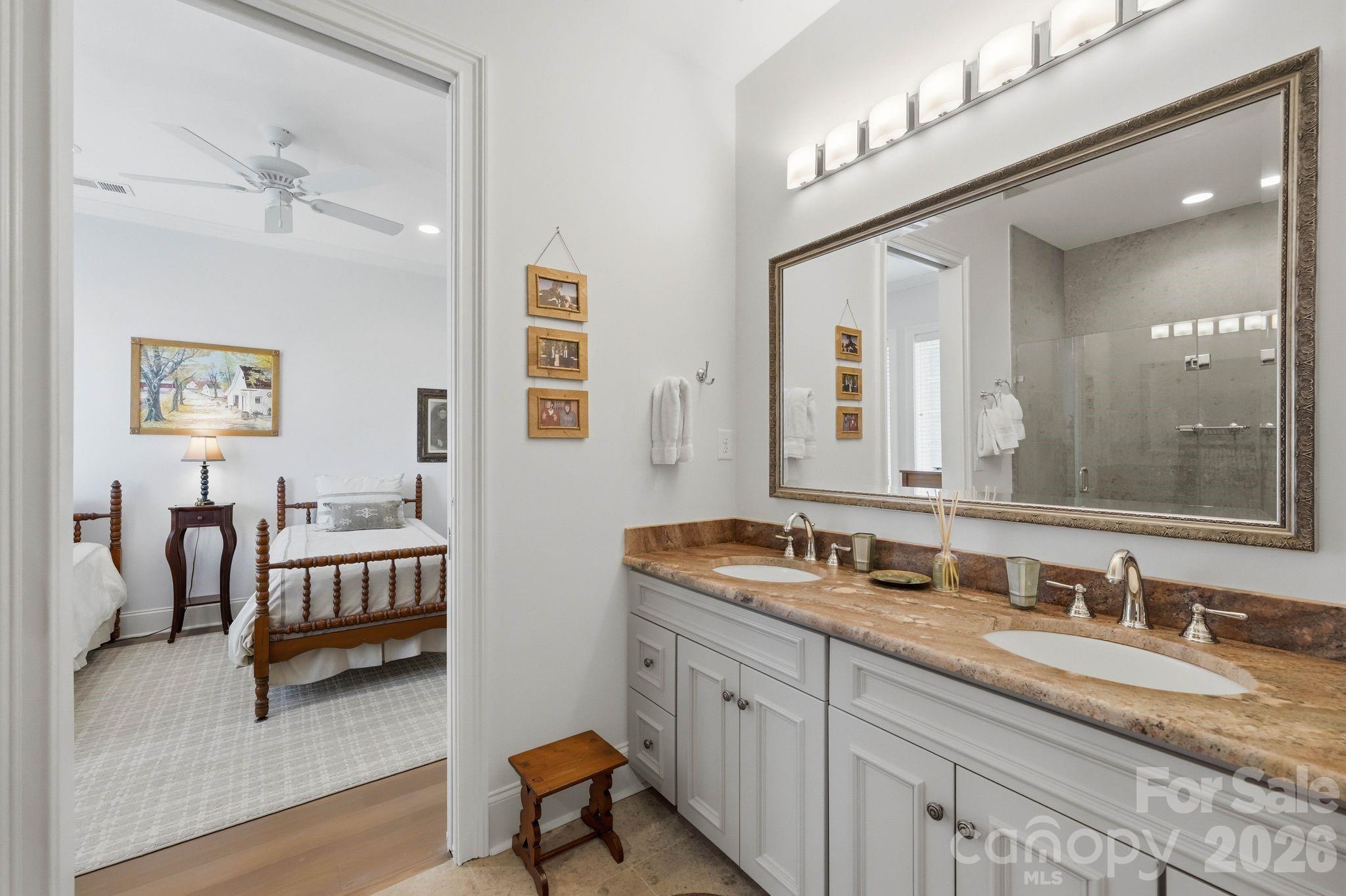 229 N Church Street #403 — Charlotte