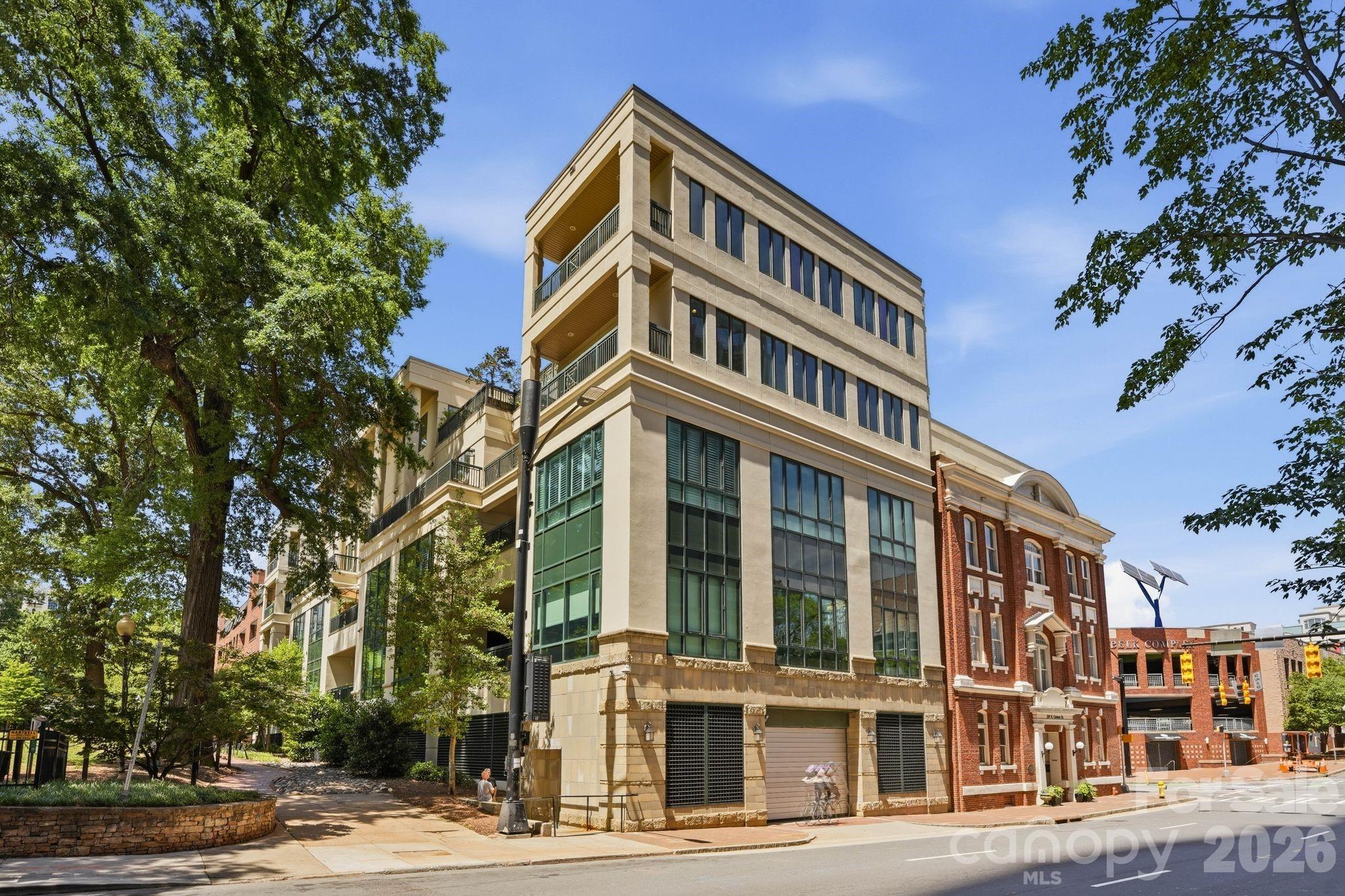 229 N Church Street #403 — Charlotte