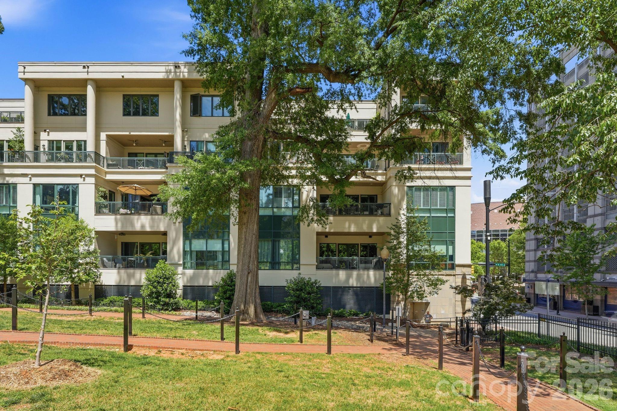 229 N Church Street #403 — Charlotte