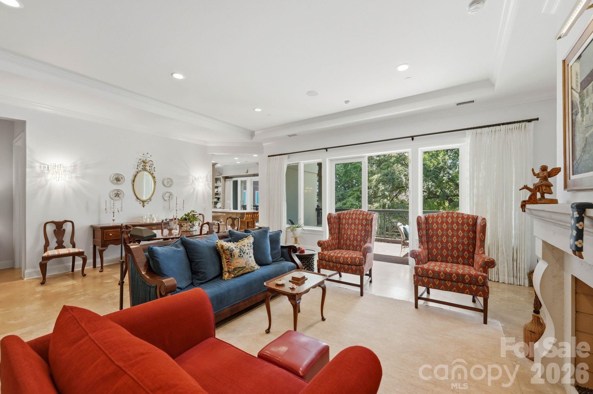 229 N Church Street #403 — Charlotte