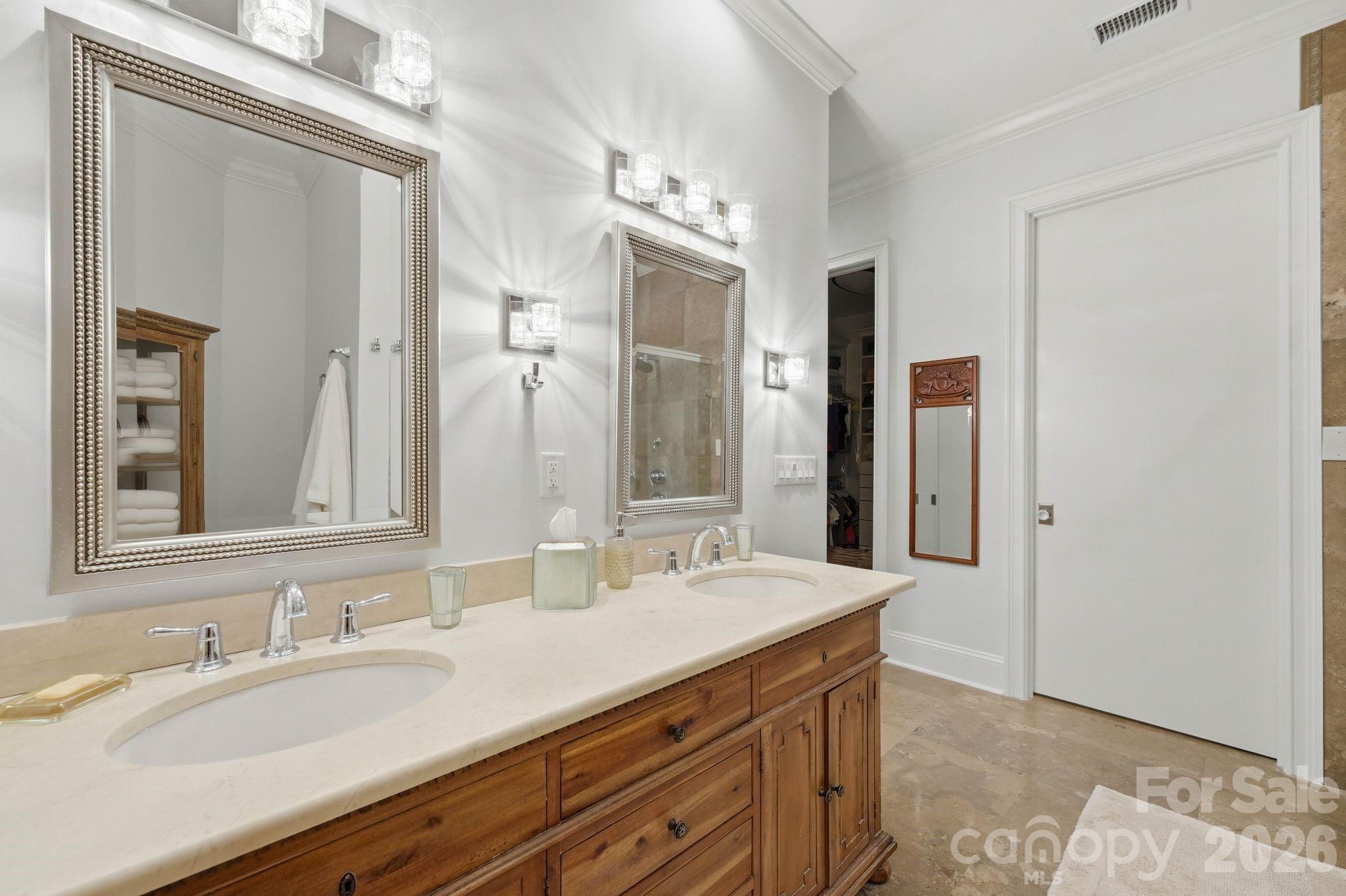 229 N Church Street #403 — Charlotte