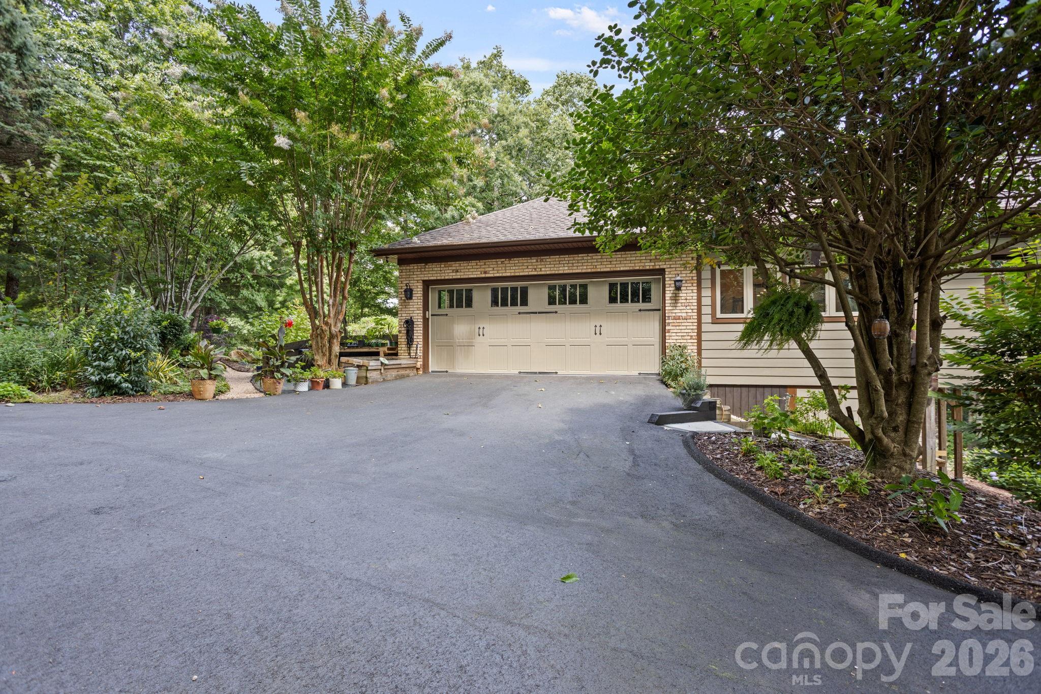 163 Old Poplar Lane — Flat Rock