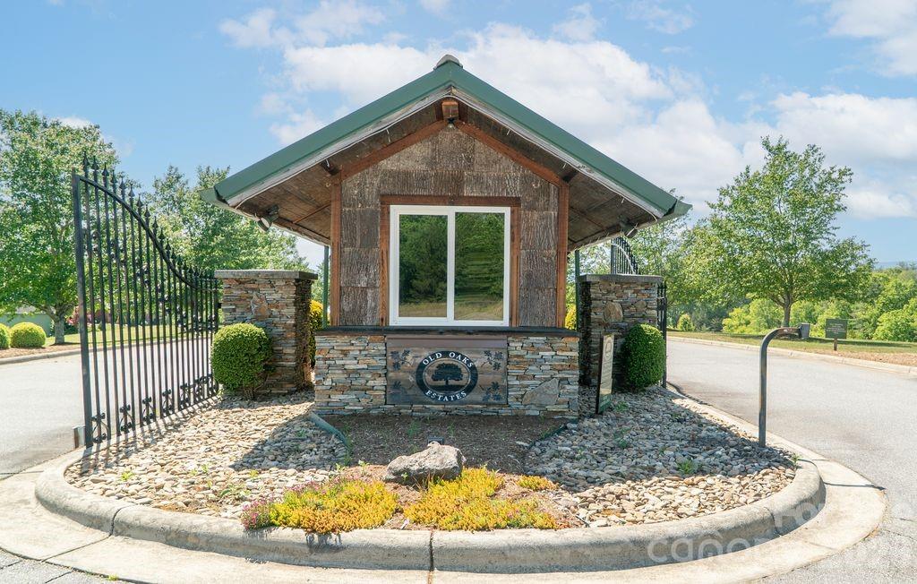 2026 Robert Drive — Morganton