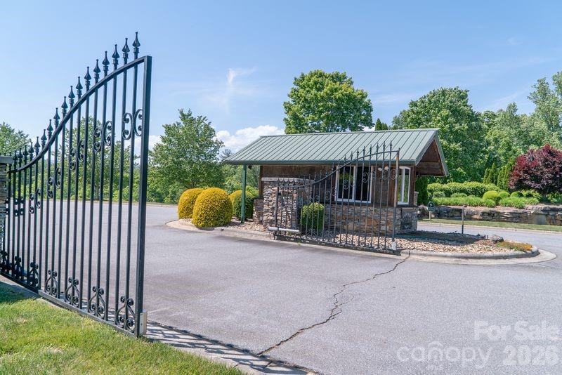 2026 Robert Drive — Morganton