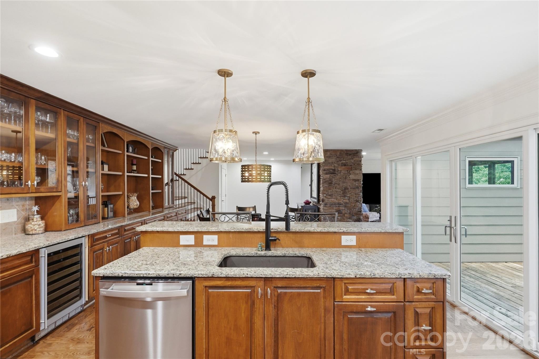 16121 Tana Tea Circle — Tega Cay