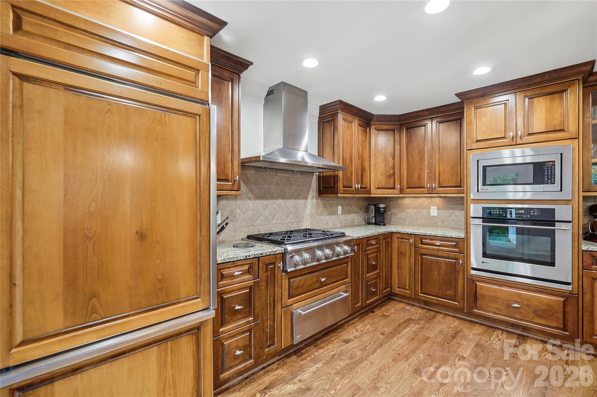 16121 Tana Tea Circle — Tega Cay