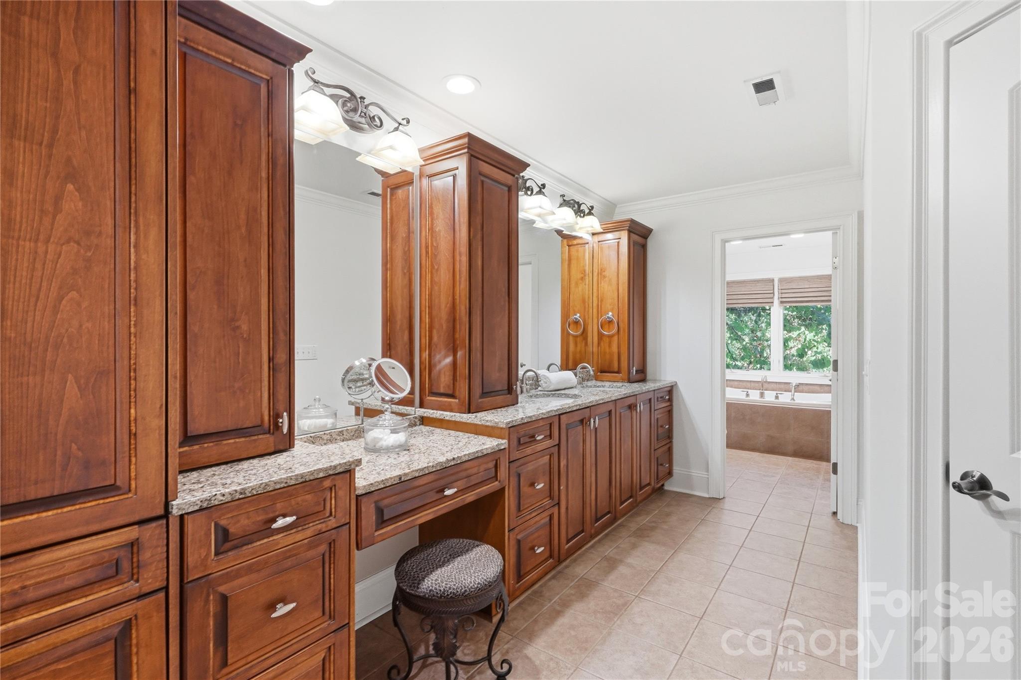 16121 Tana Tea Circle — Tega Cay
