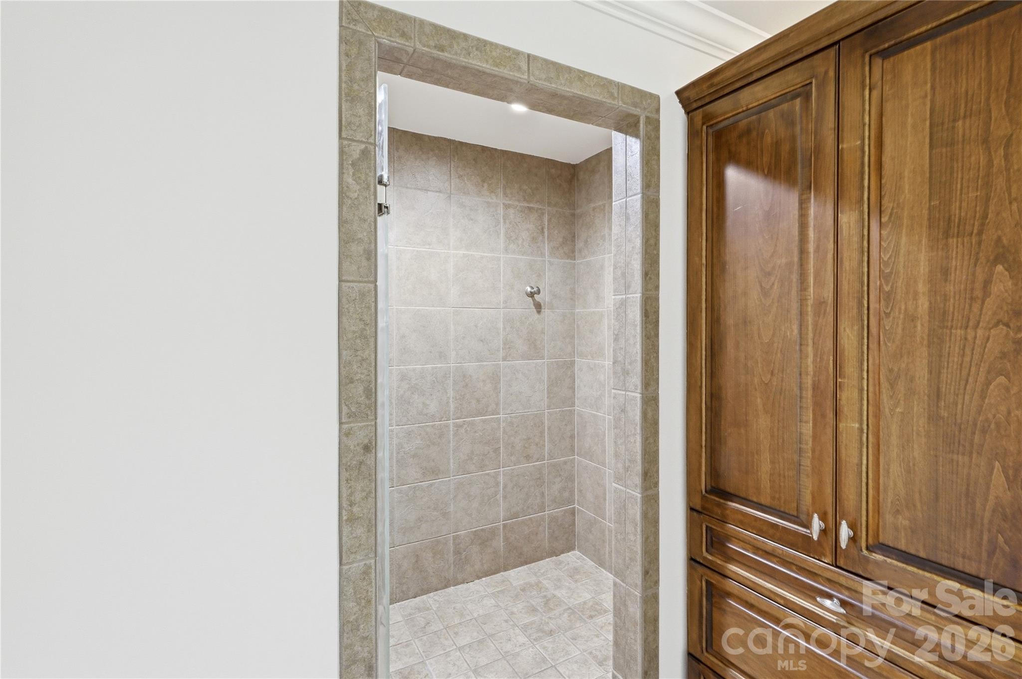16121 Tana Tea Circle — Tega Cay
