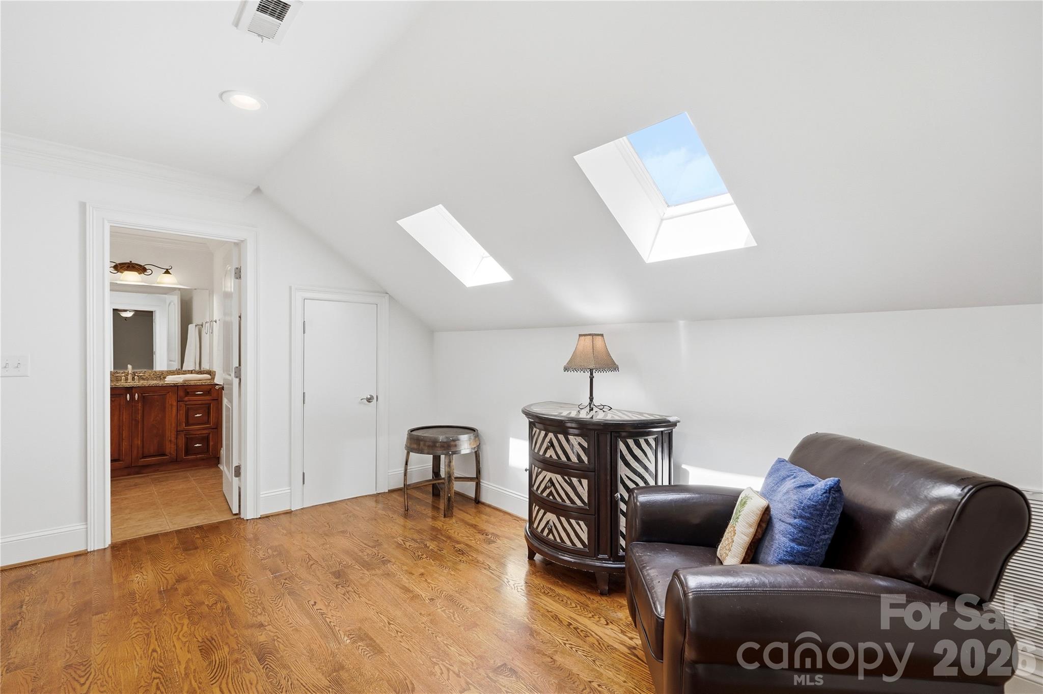 16121 Tana Tea Circle — Tega Cay
