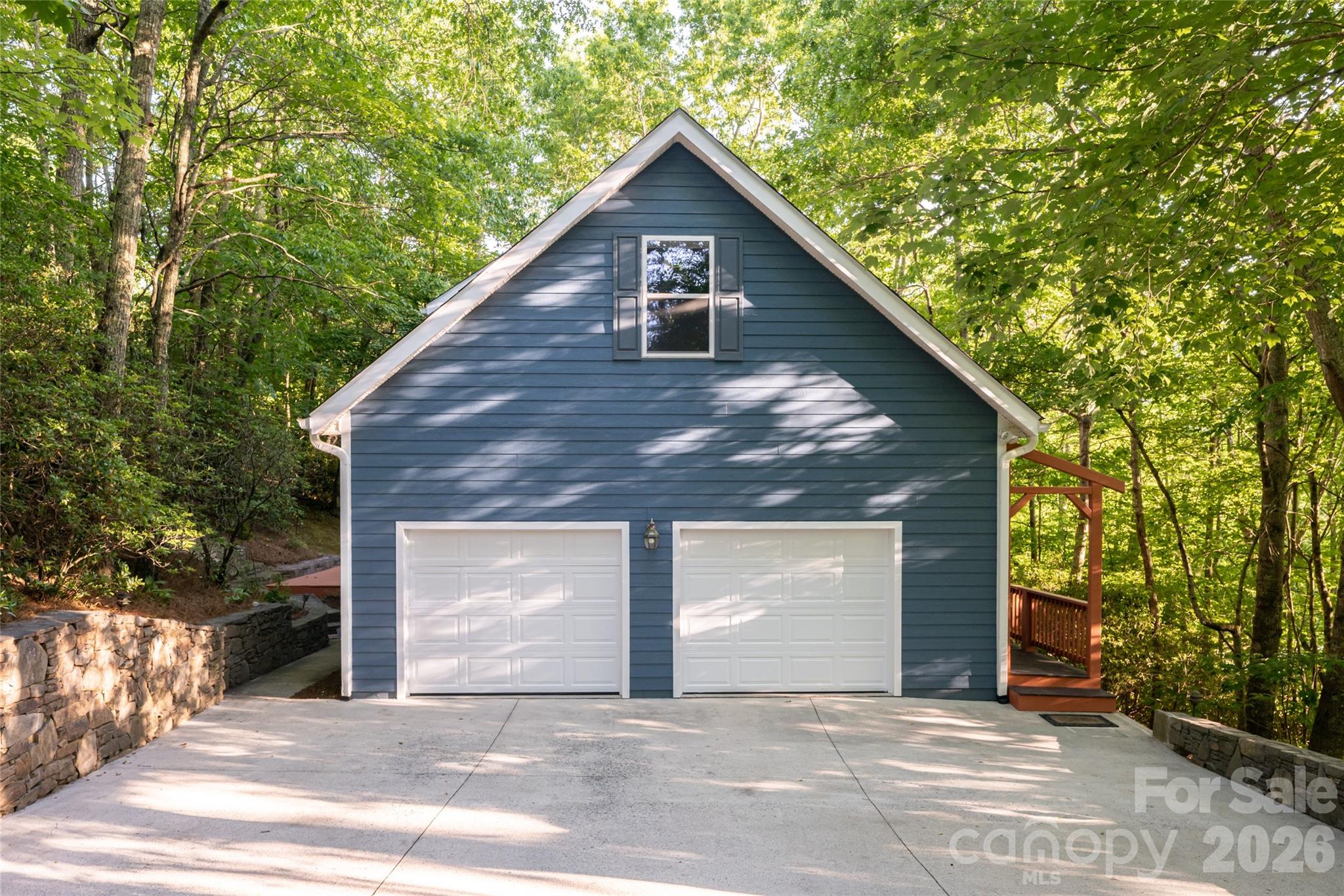 7 Timber Park Drive — Black Mountain