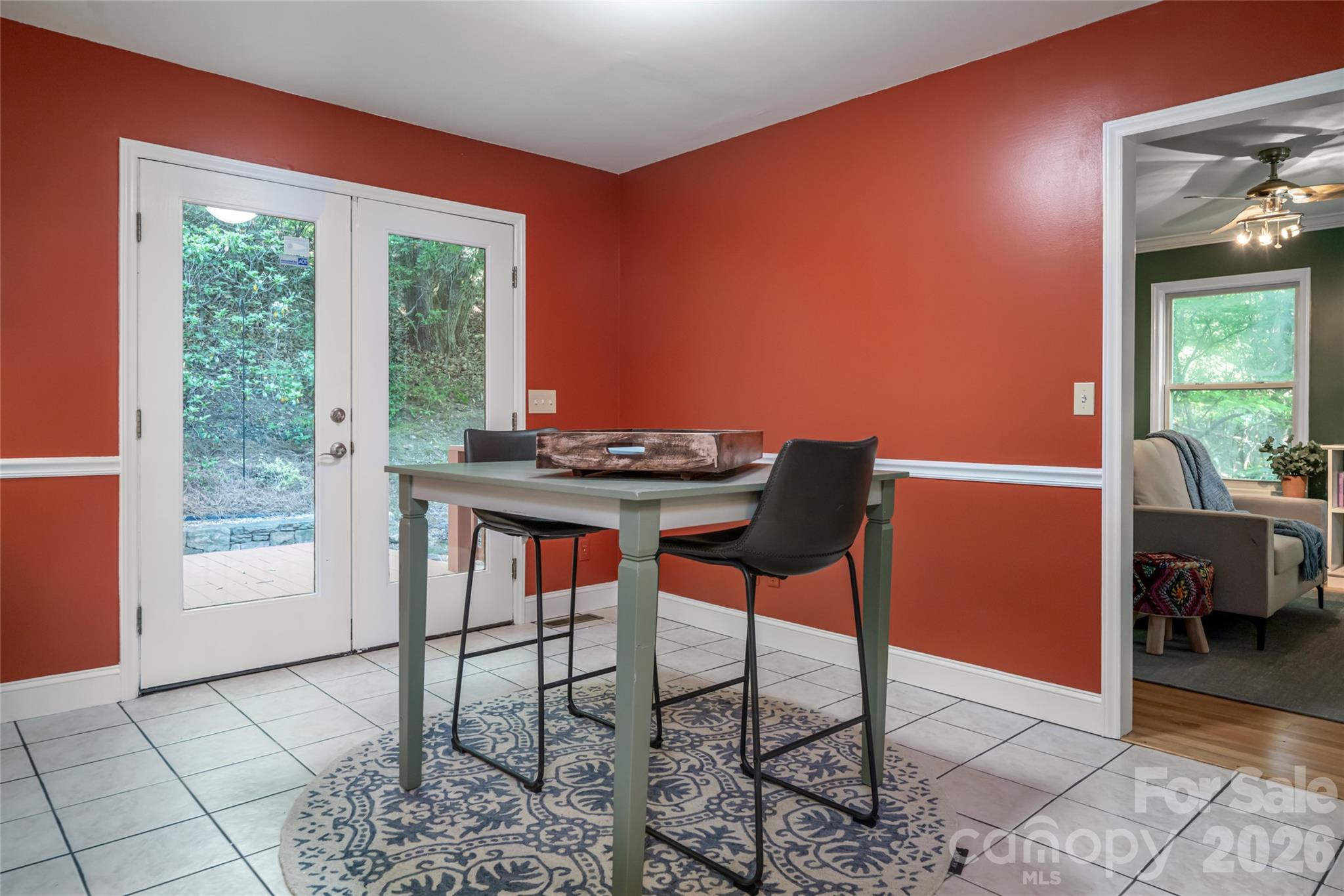 7 Timber Park Drive — Black Mountain