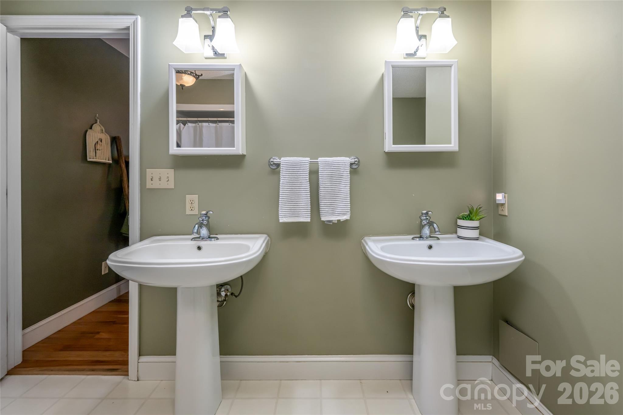 7 Timber Park Drive — Black Mountain