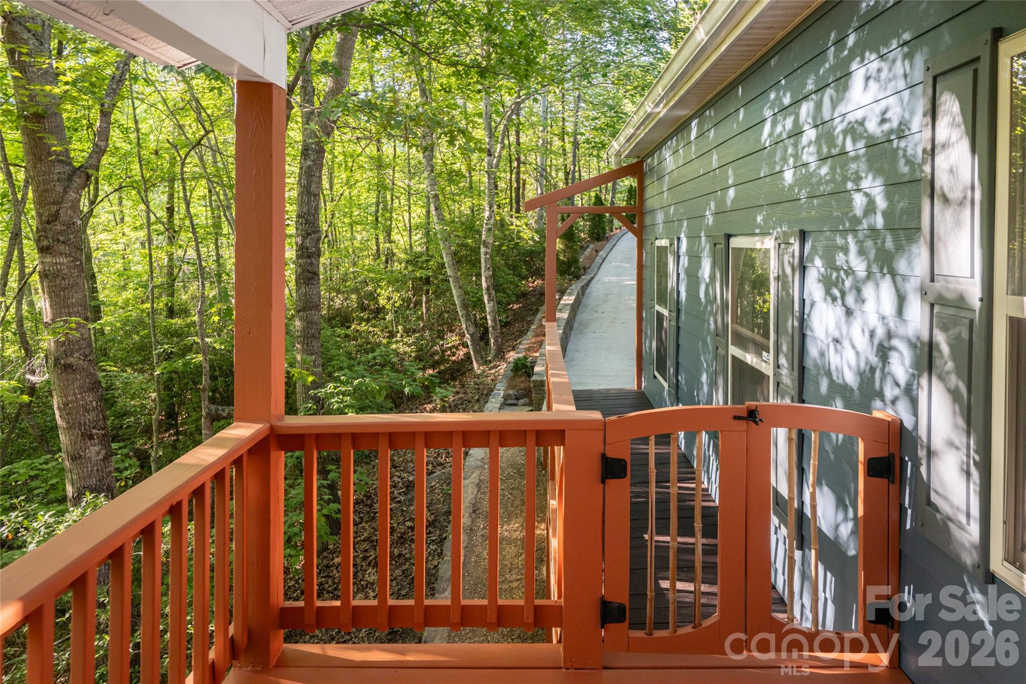 7 Timber Park Drive — Black Mountain