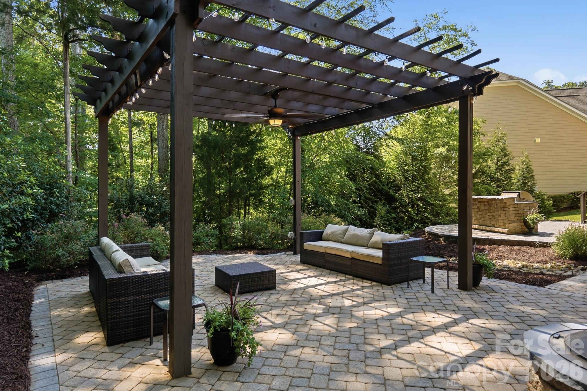1413 Screech Owl Road — Waxhaw