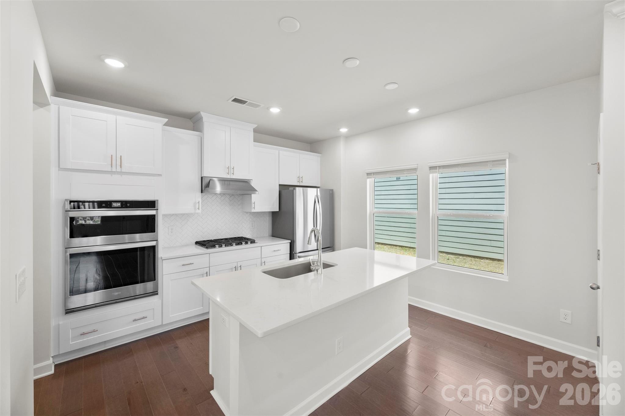 13112 Kenworth Road — Charlotte