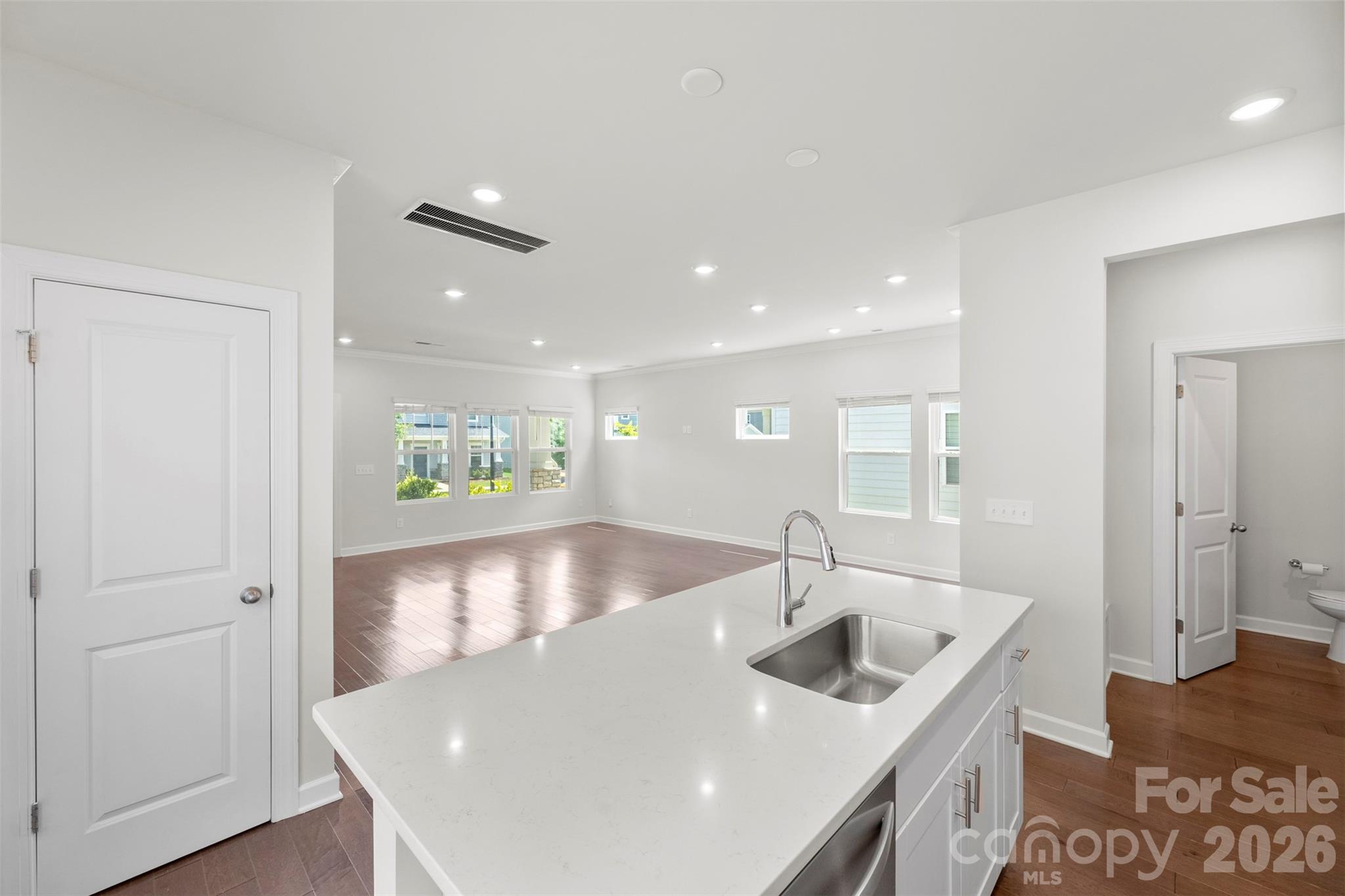 13112 Kenworth Road — Charlotte