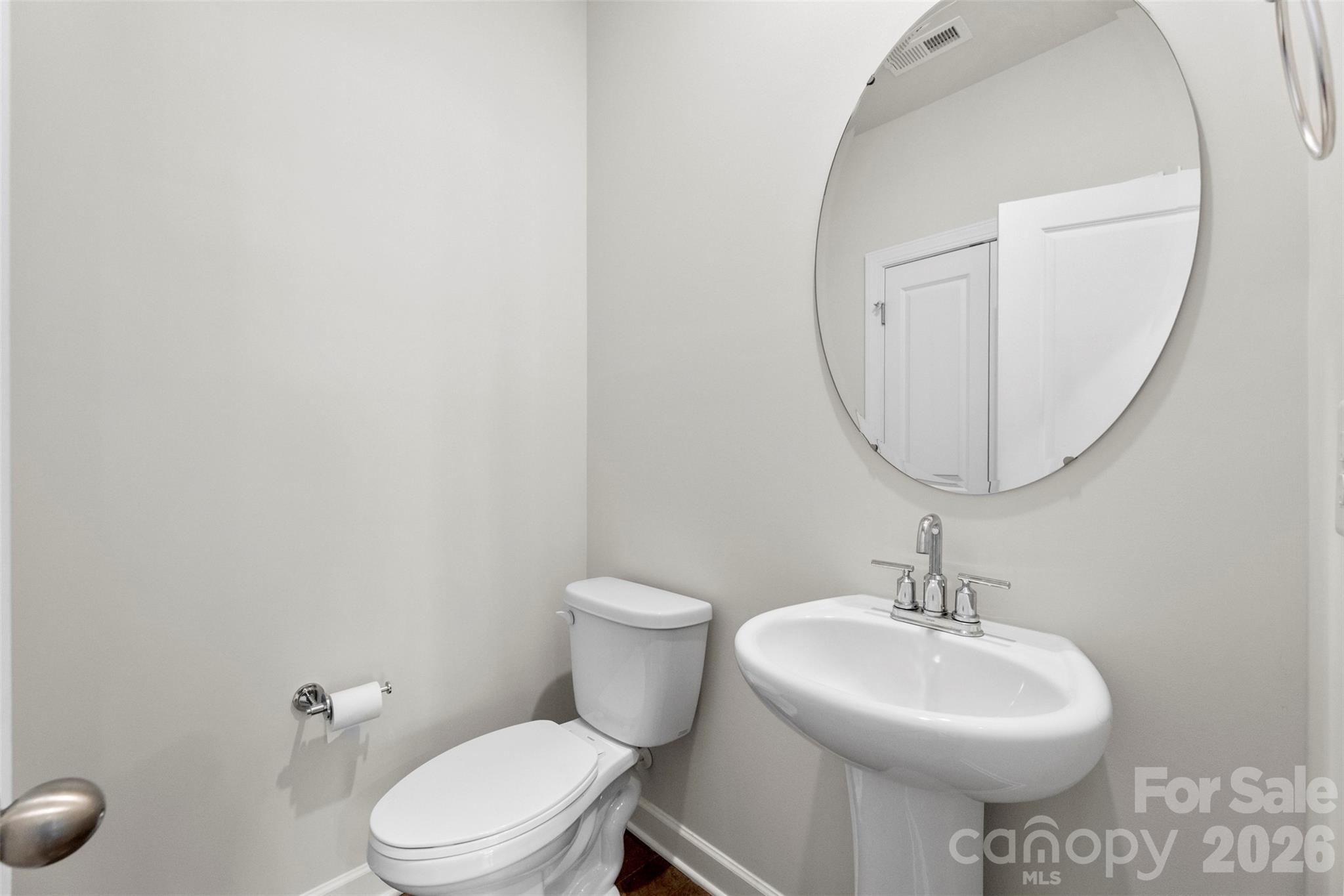 13112 Kenworth Road — Charlotte
