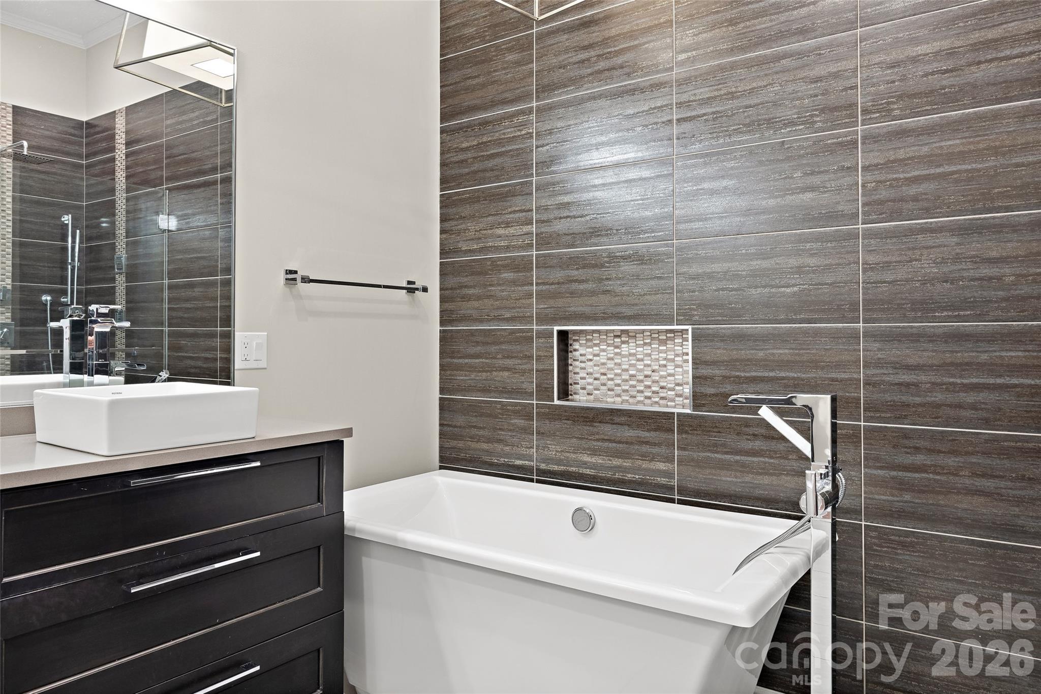 3112 Ethereal Lane — Charlotte