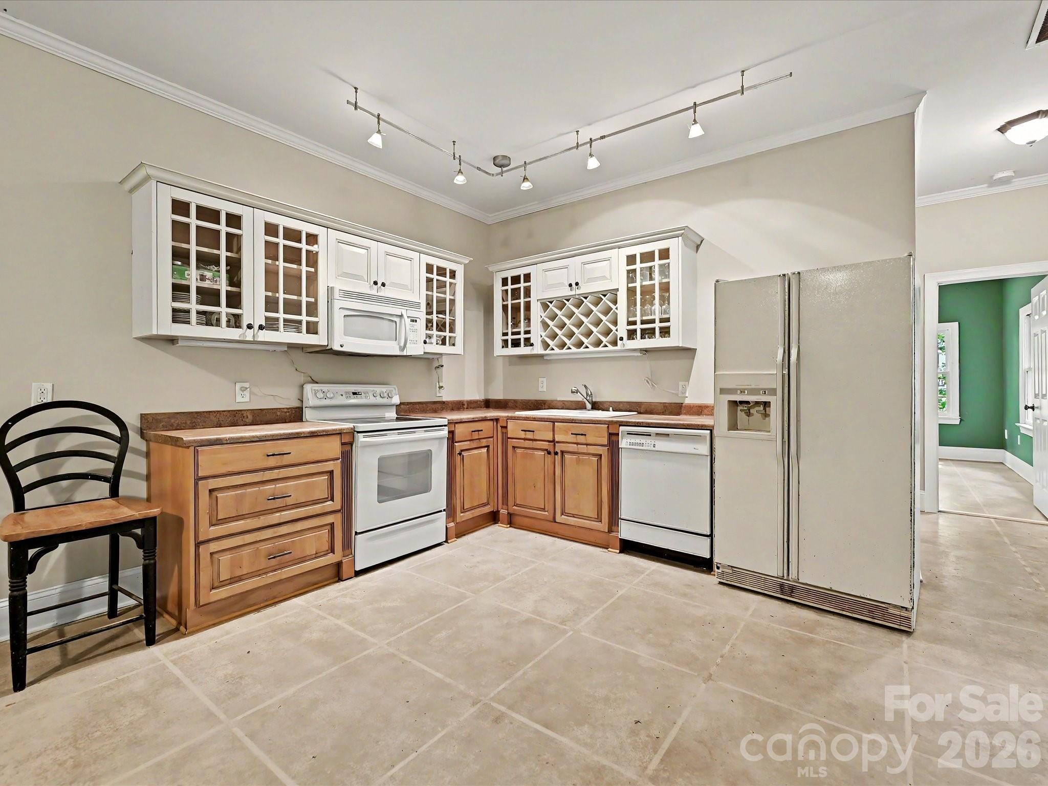 15001 Majestic Oak Drive — Charlotte