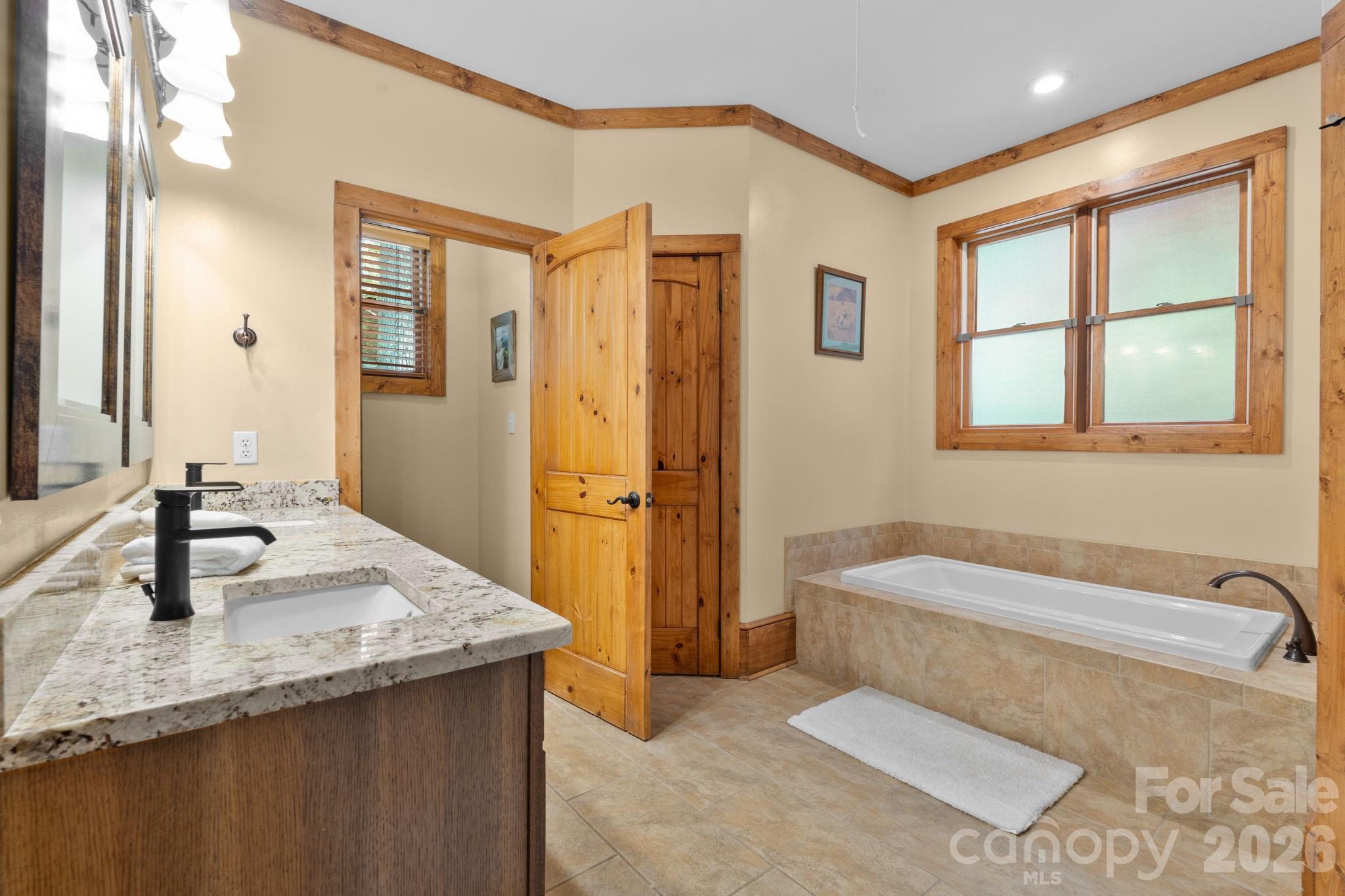 506 Crystal Mountain Road — Boone