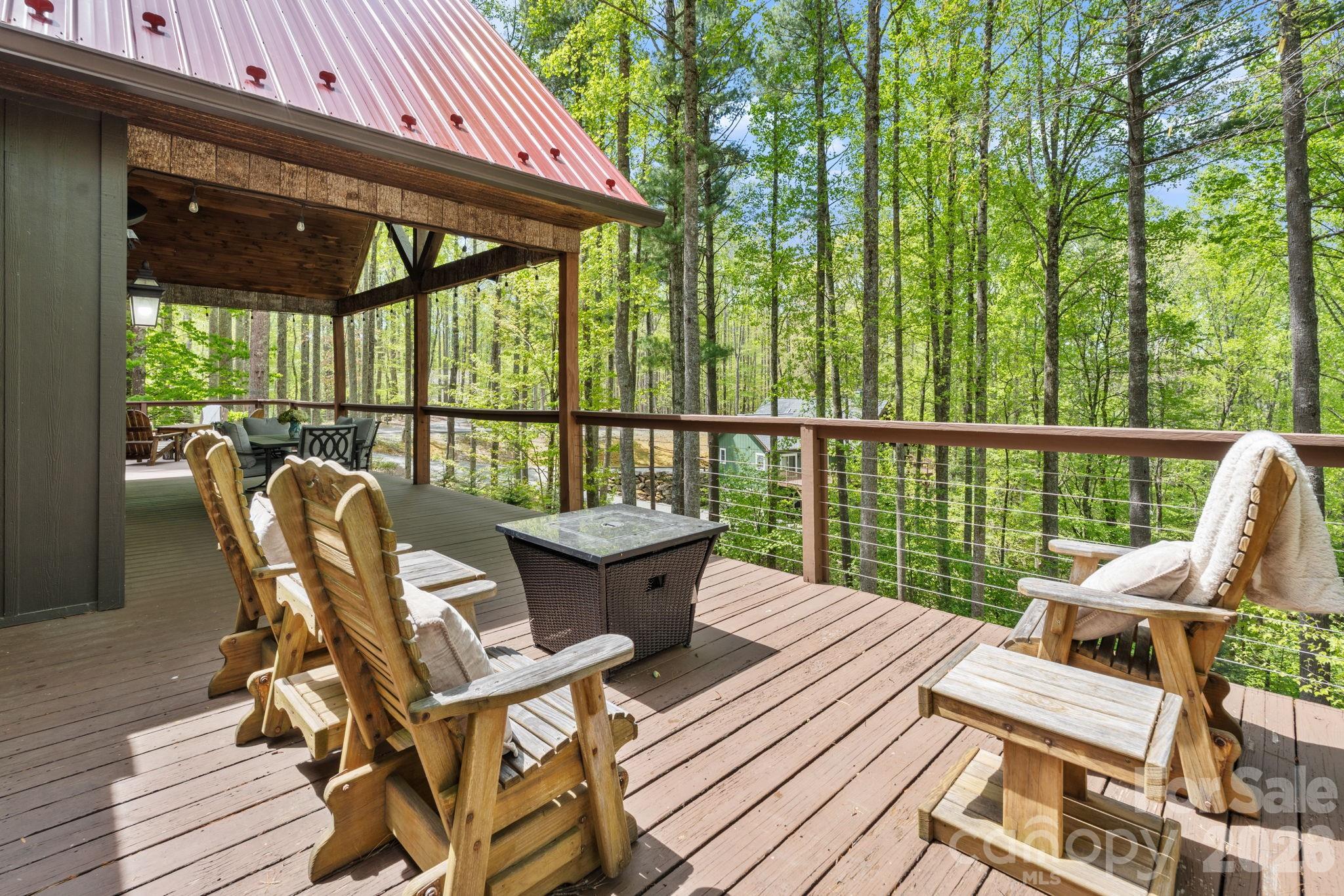 506 Crystal Mountain Road — Boone