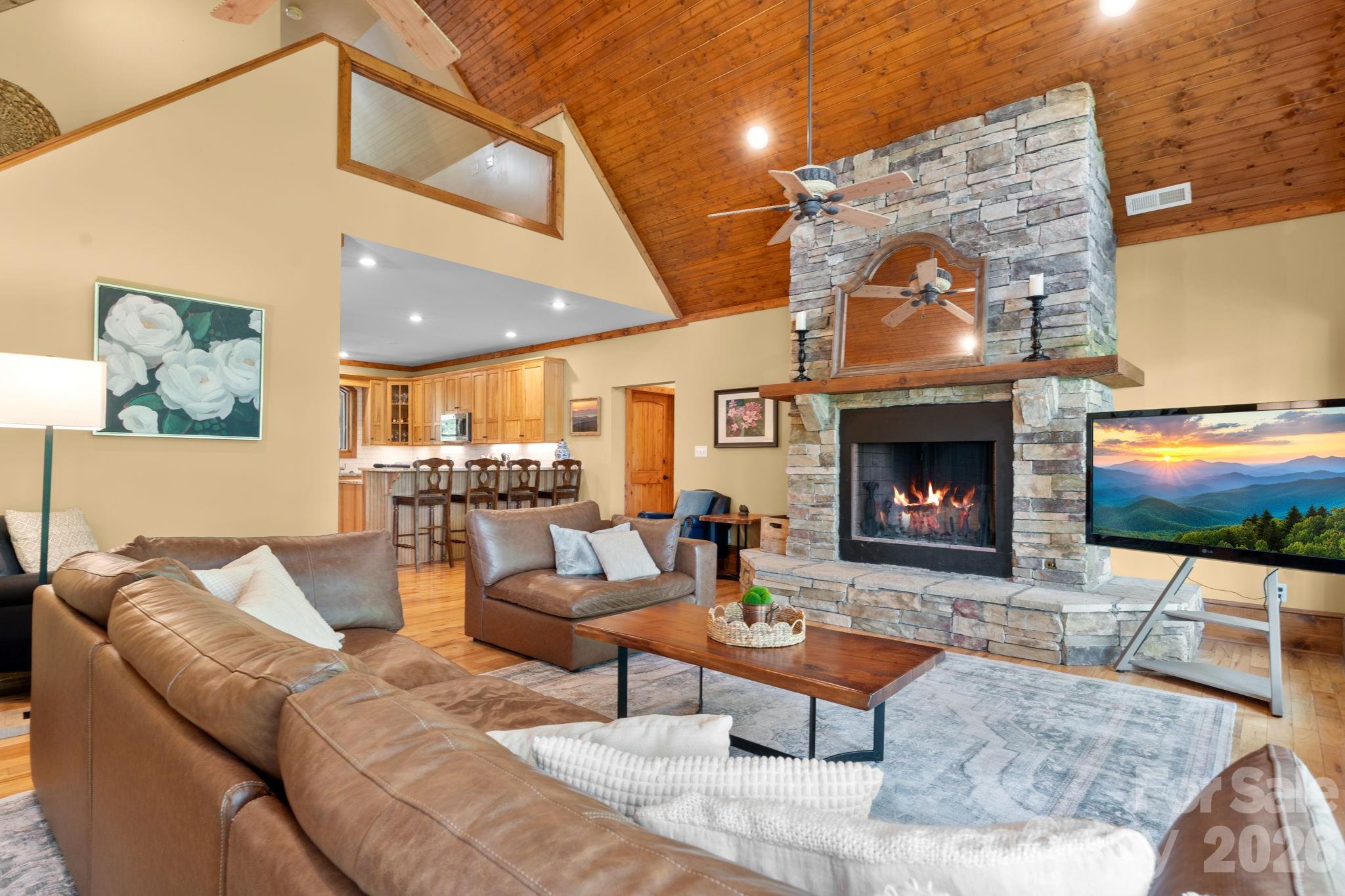 506 Crystal Mountain Road — Boone