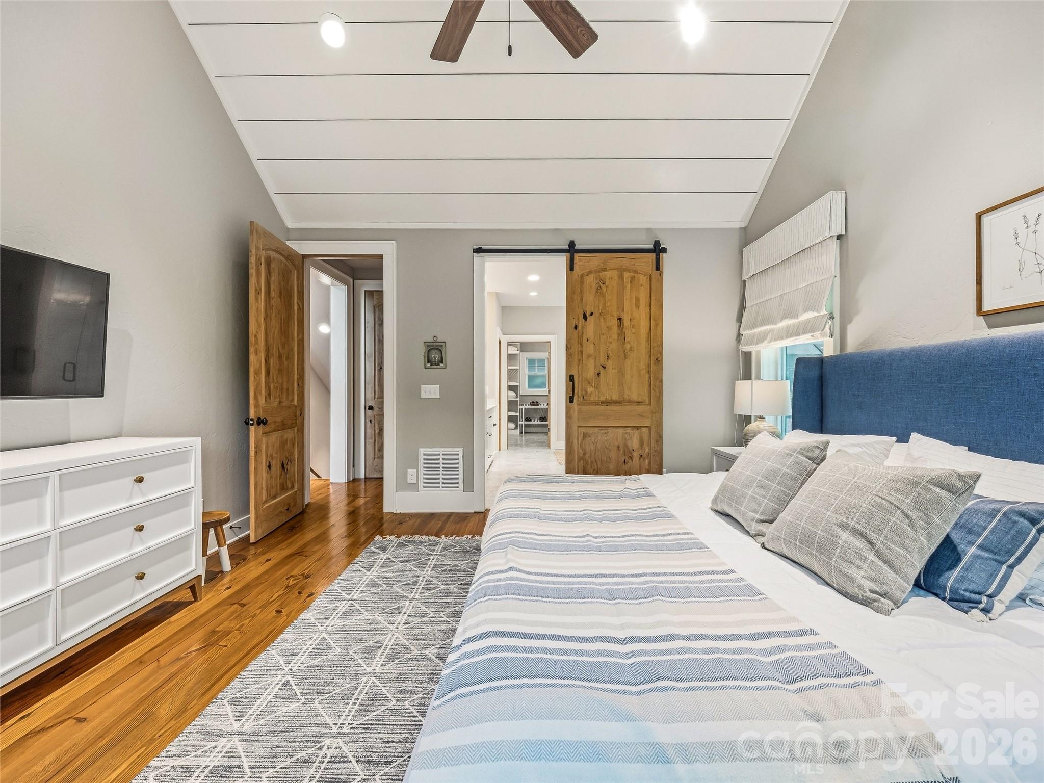 60 Shoreline Drive — Tuckasegee
