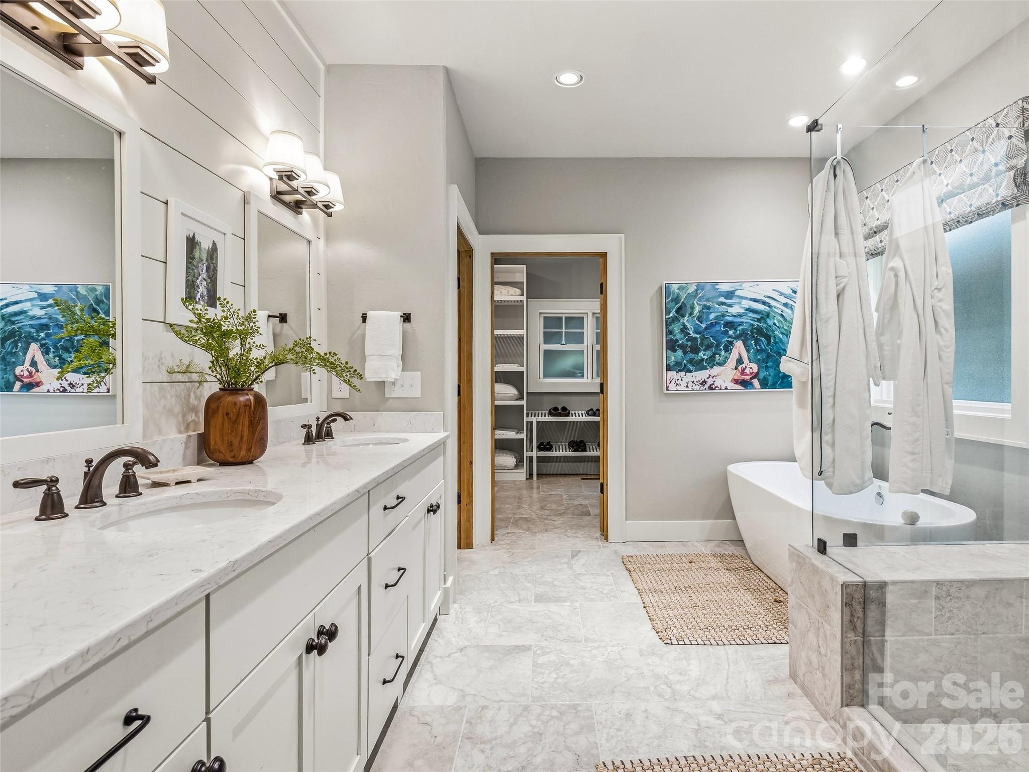 60 Shoreline Drive — Tuckasegee