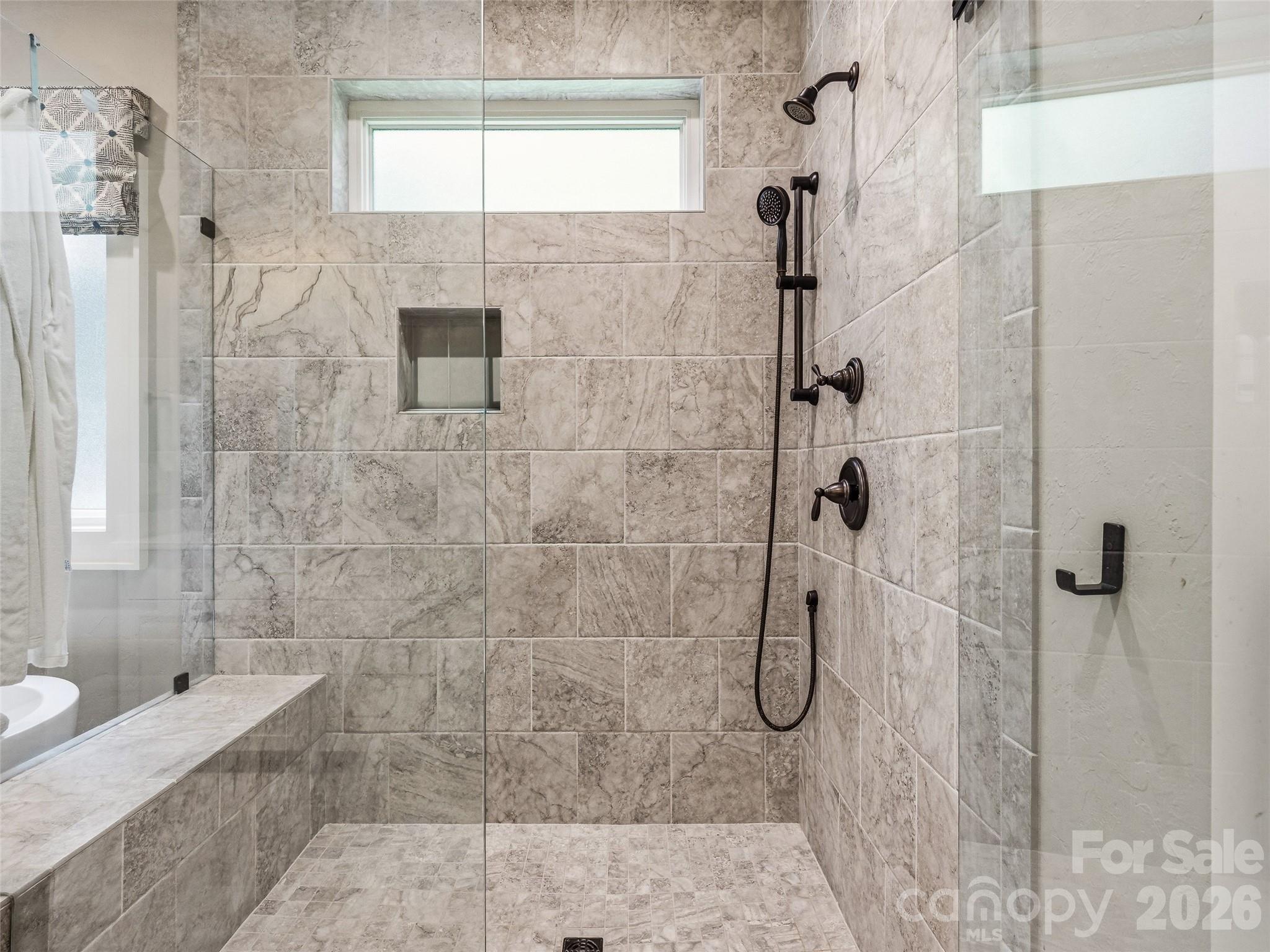 60 Shoreline Drive — Tuckasegee