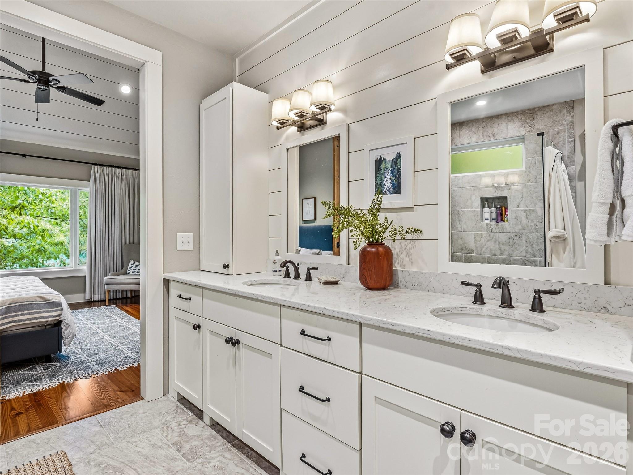 60 Shoreline Drive — Tuckasegee