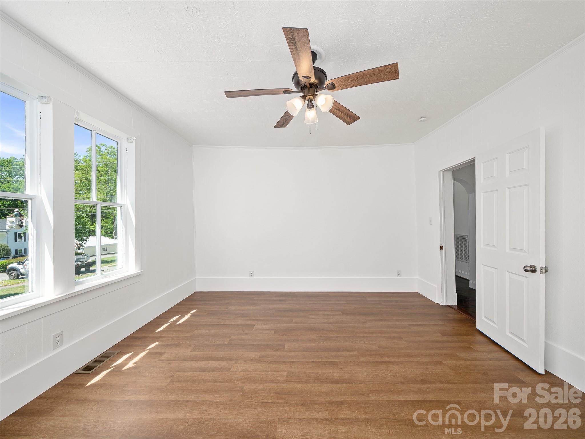 118 Robertson Street — Burnsville
