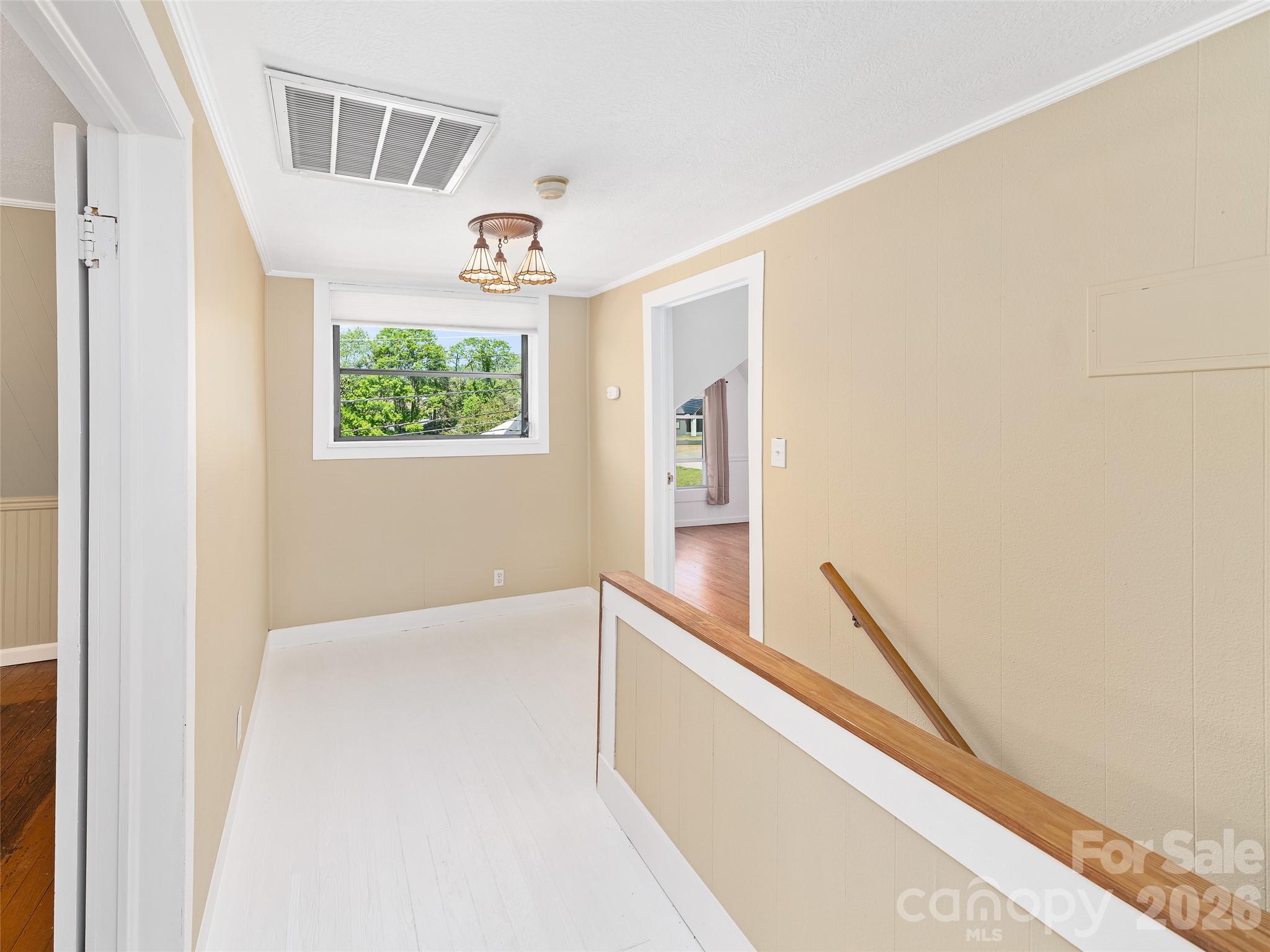 118 Robertson Street — Burnsville