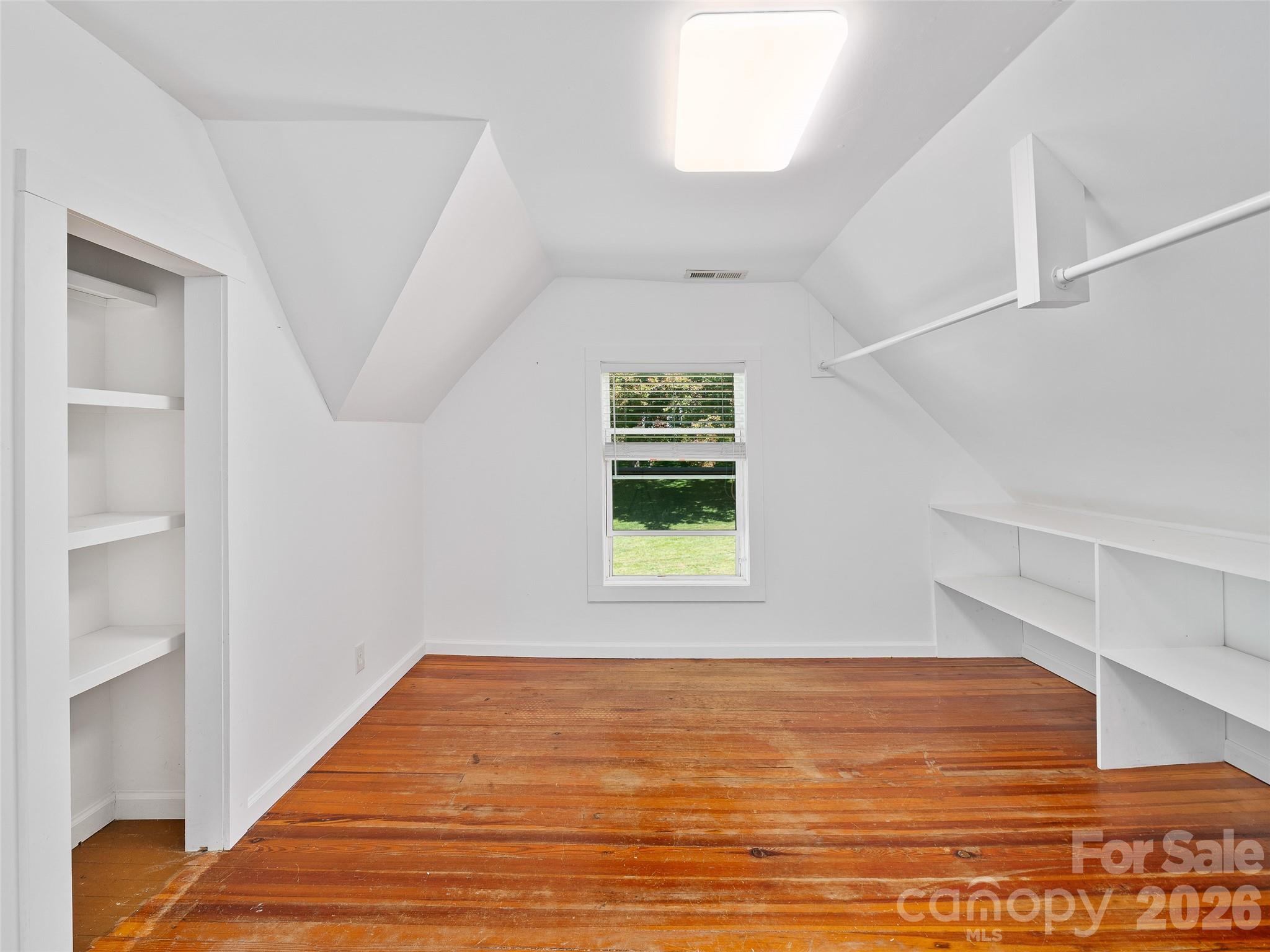 118 Robertson Street — Burnsville