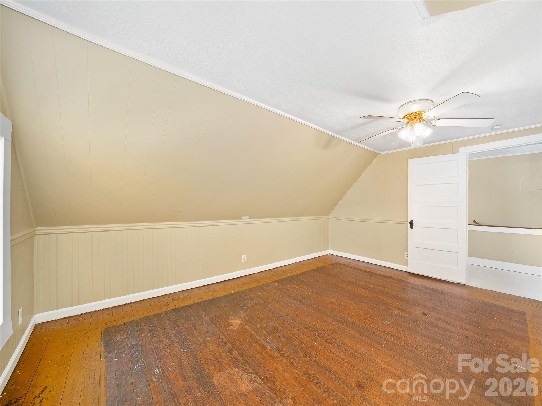 118 Robertson Street — Burnsville