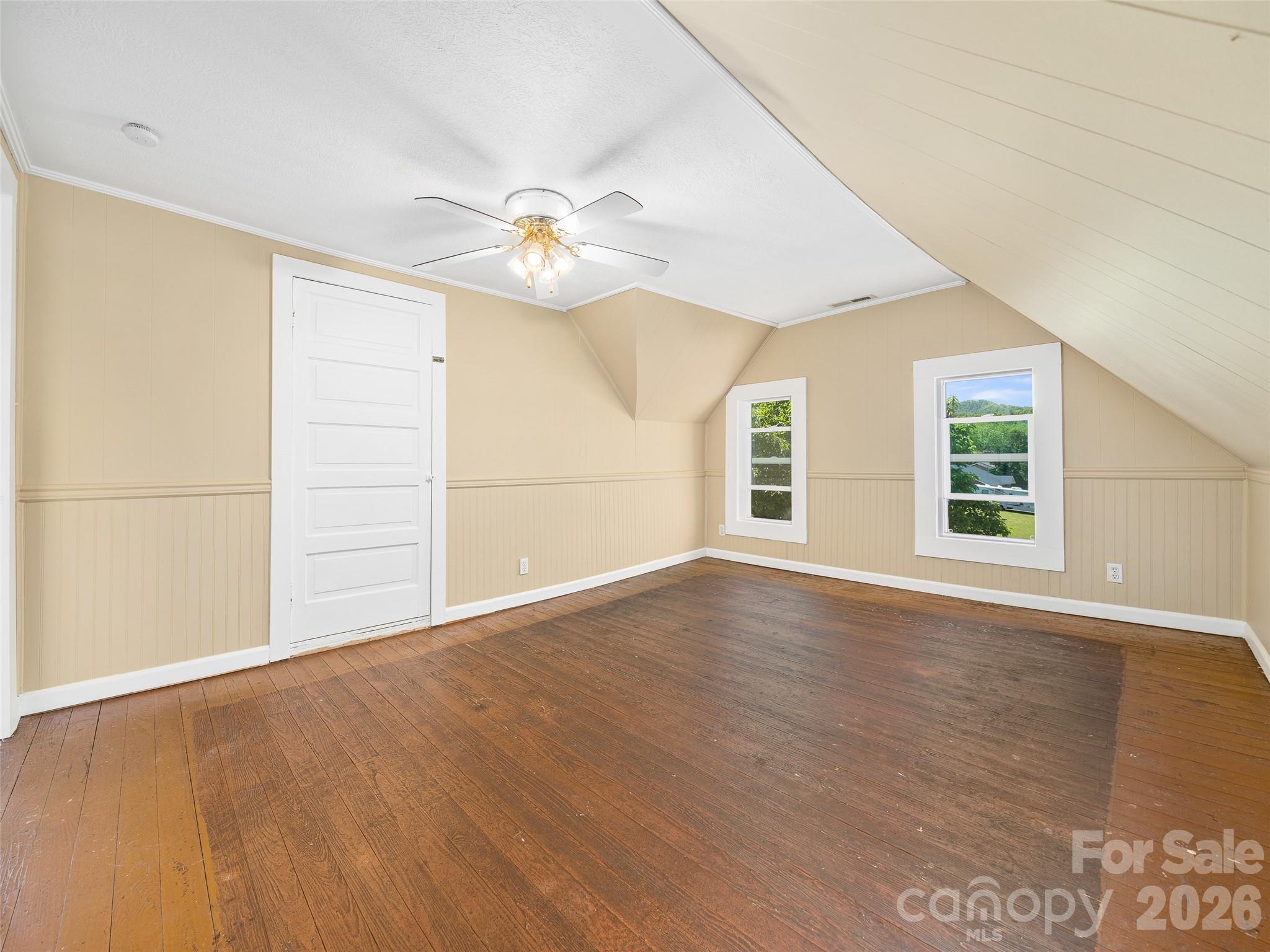 118 Robertson Street — Burnsville
