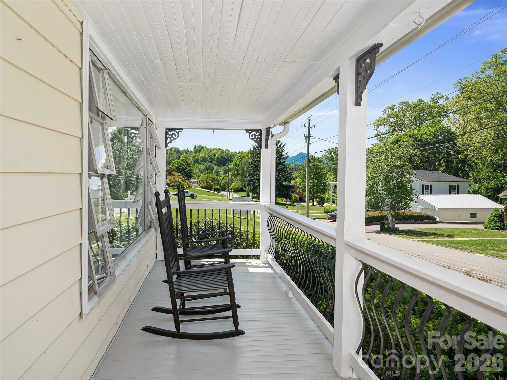 118 Robertson Street — Burnsville