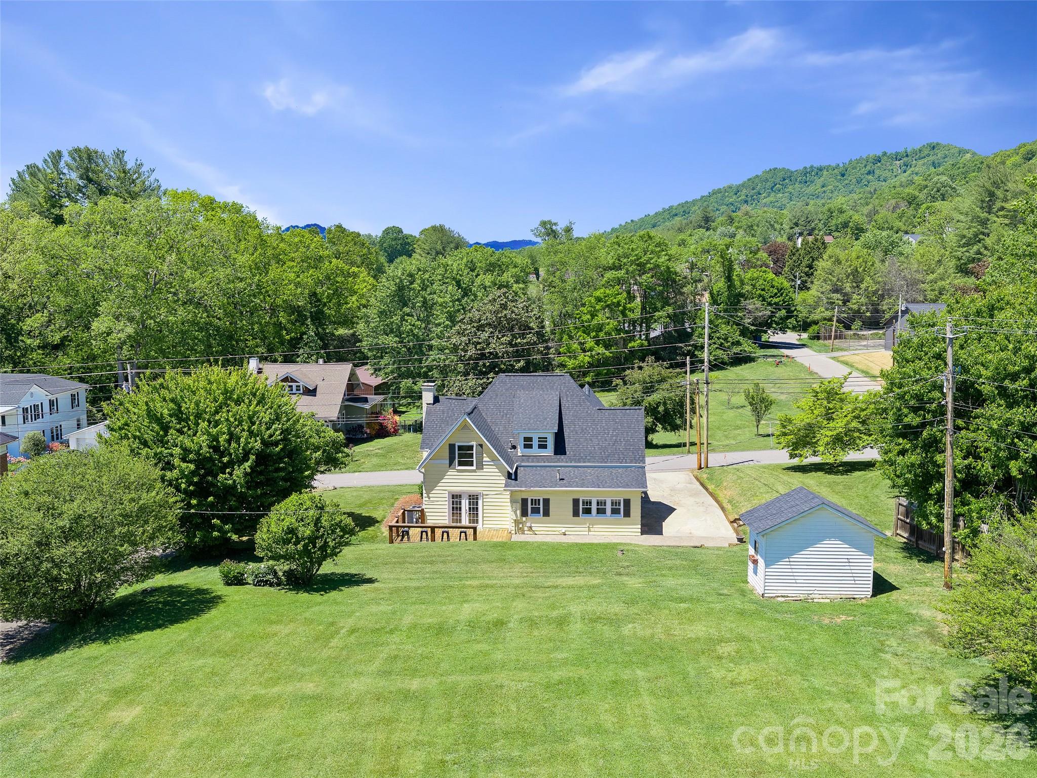 118 Robertson Street — Burnsville