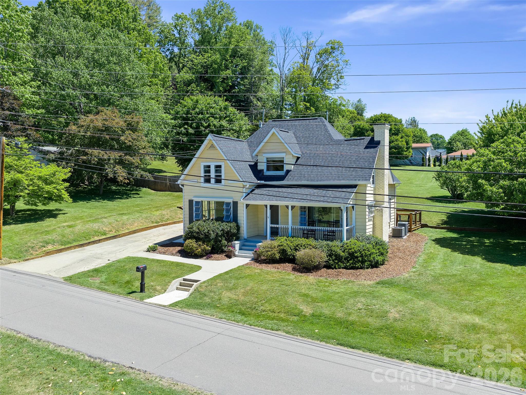 118 Robertson Street — Burnsville