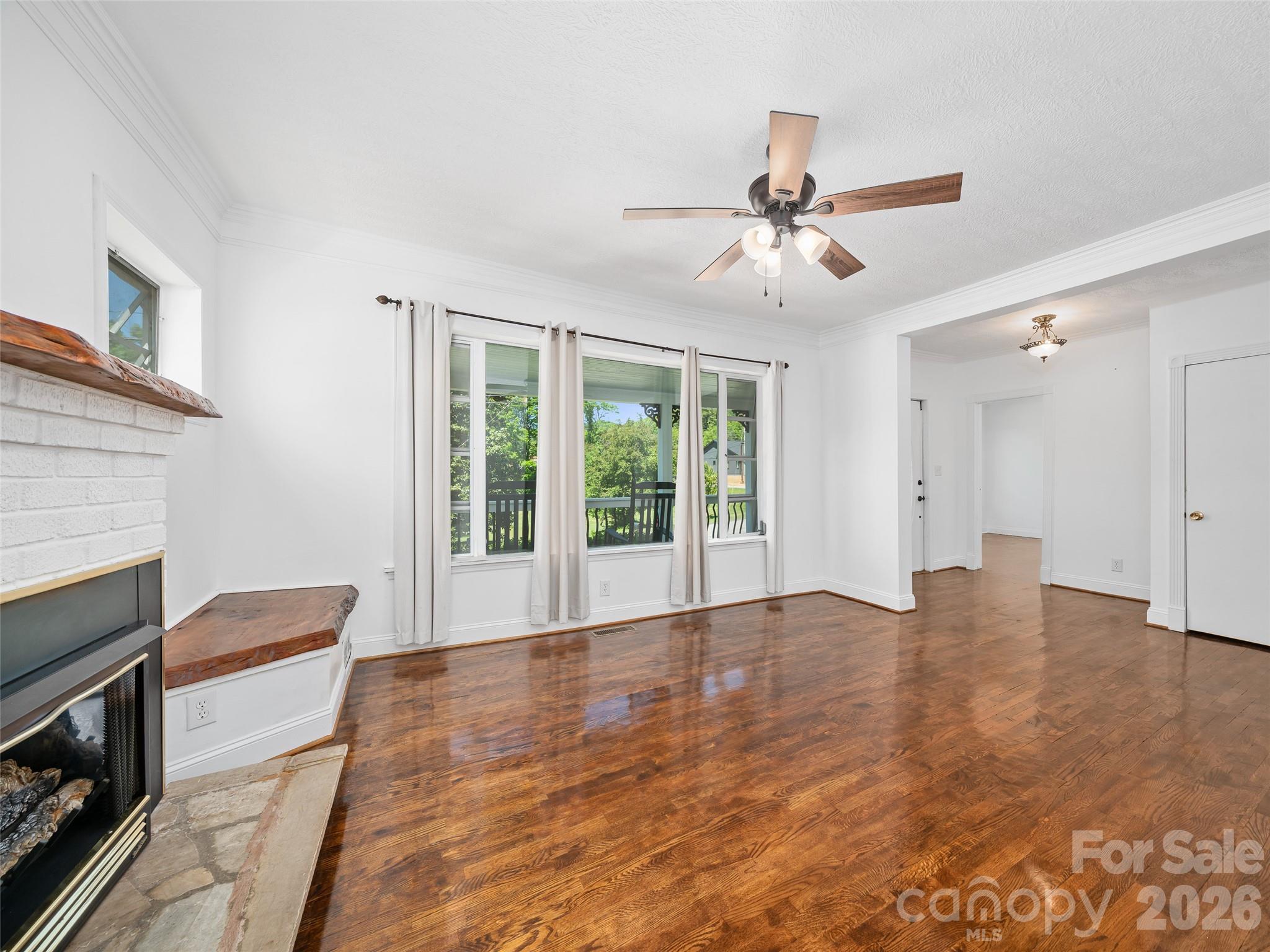 118 Robertson Street — Burnsville