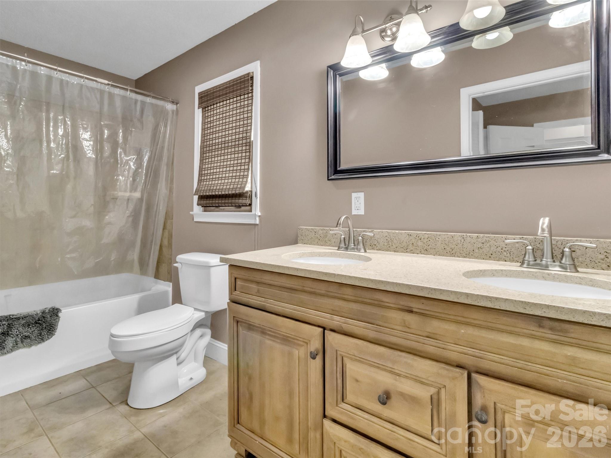 252 Oak Park Drive — Clyde
