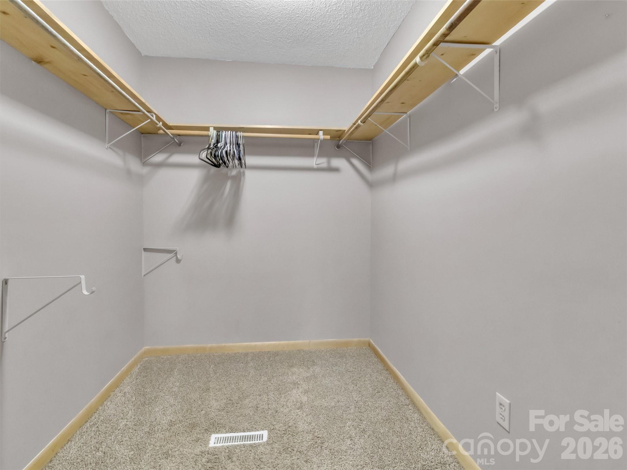 252 Oak Park Drive — Clyde