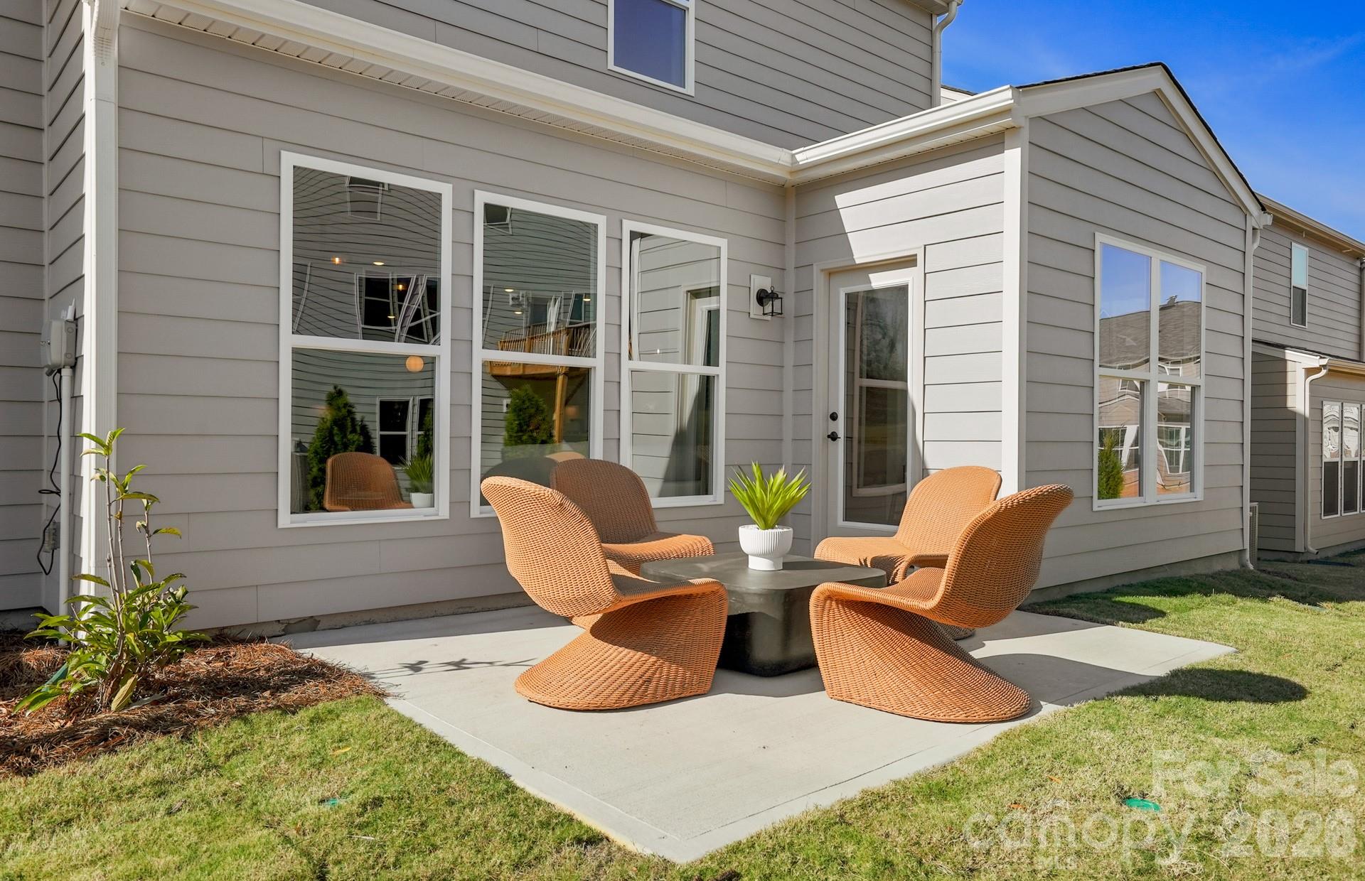1624 Gossage Lane NW — Concord