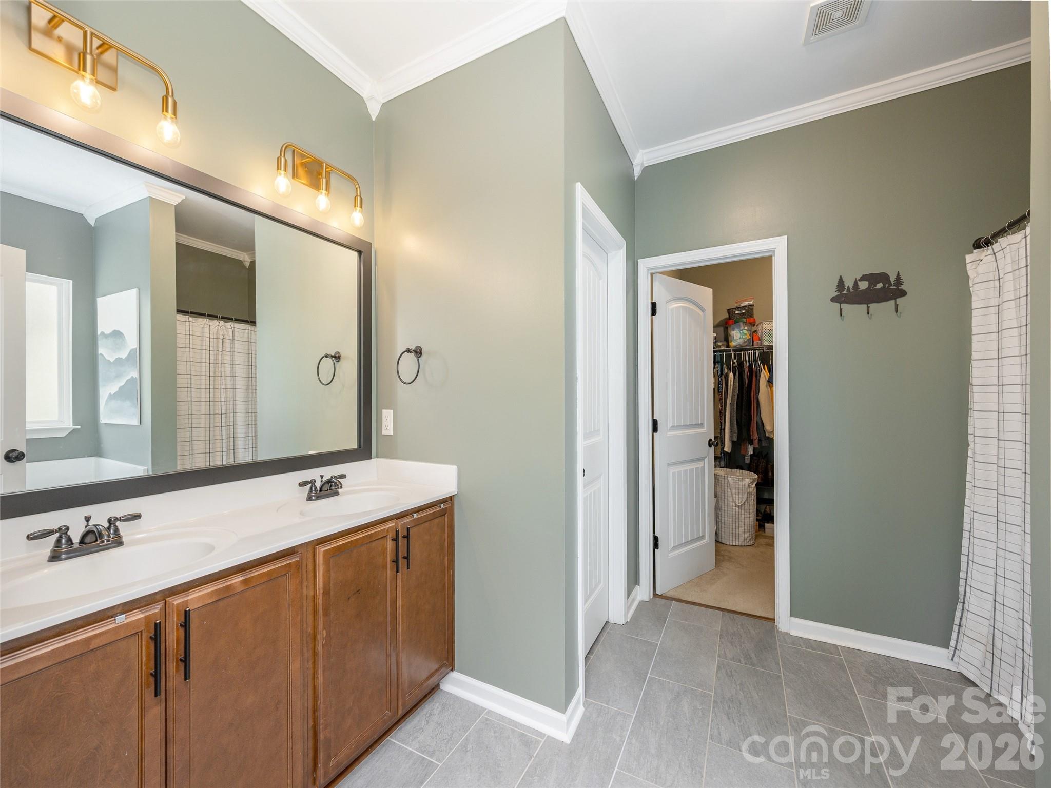 132 Beck Creek Circle — Flat Rock