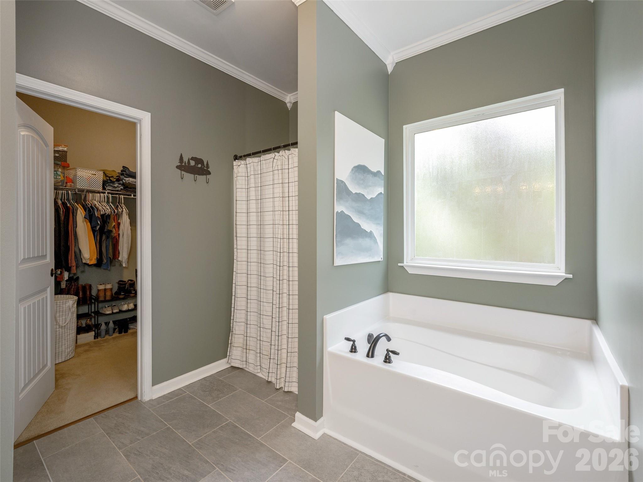 132 Beck Creek Circle — Flat Rock