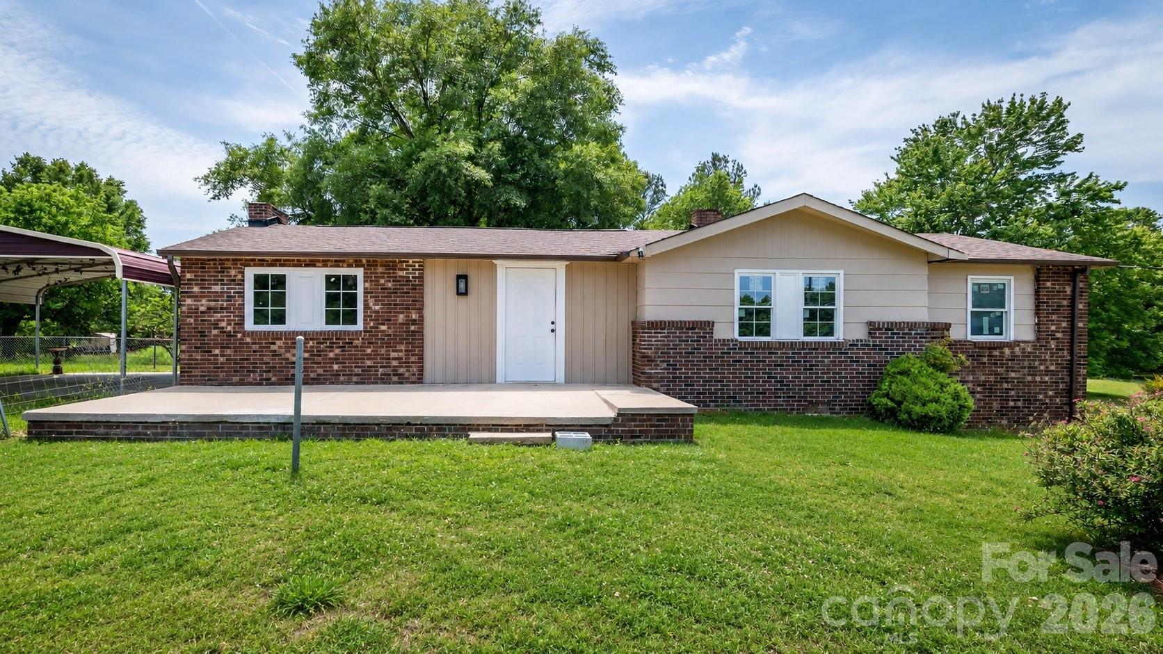 607 Carlos Street — Shelby
